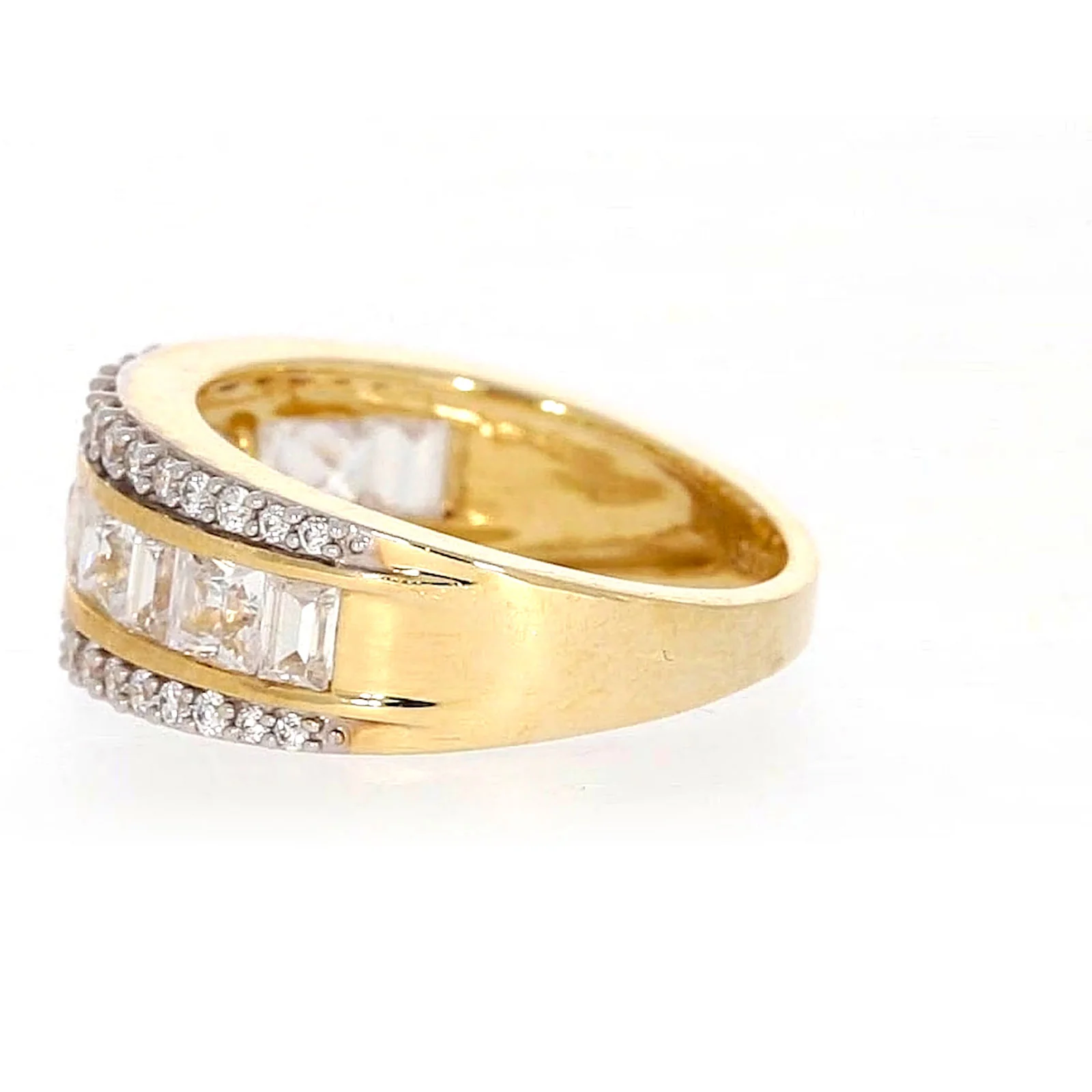 HUSH 9ct Yellow Gold Round Brilliant Cut 1 1/2 CARAT tw of Diamond Simulants Ring - Image 21