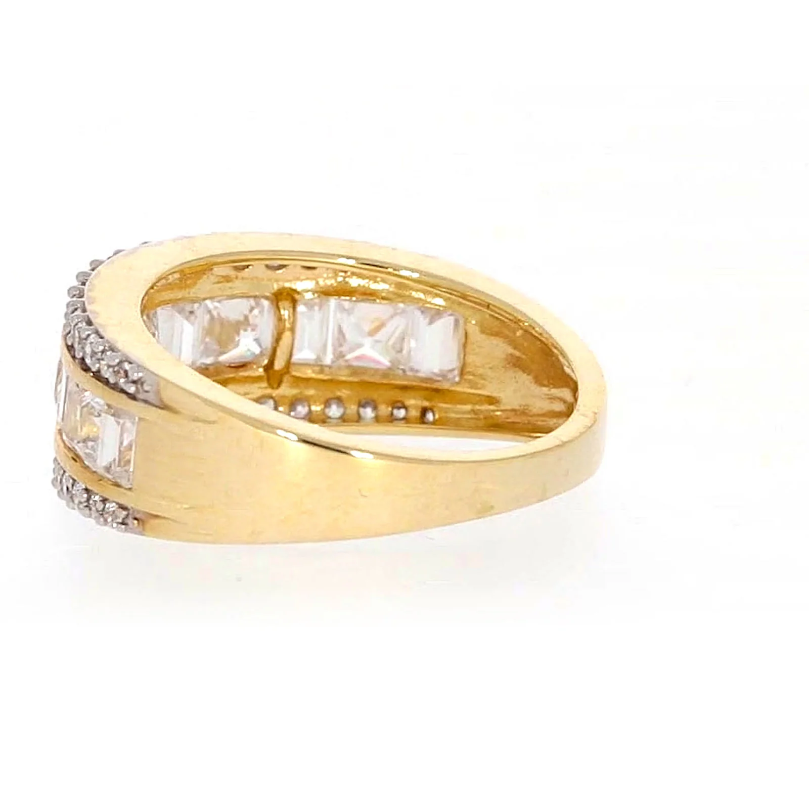 HUSH 9ct Yellow Gold Round Brilliant Cut 1 1/2 CARAT tw of Diamond Simulants Ring - Image 27