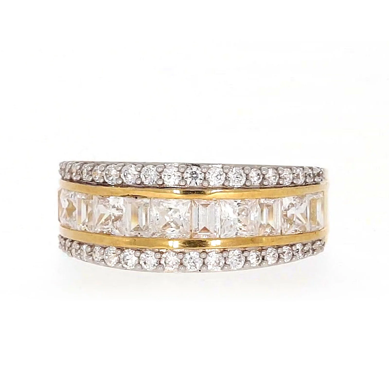 HUSH 9ct Yellow Gold Round Brilliant Cut 1 1/2 CARAT tw of Diamond Simulants Ring - Image 3