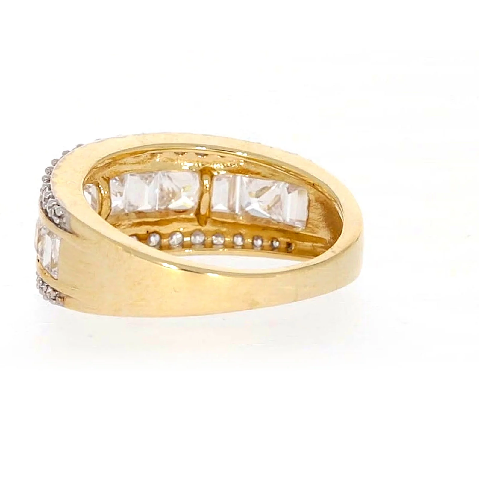 HUSH 9ct Yellow Gold Round Brilliant Cut 1 1/2 CARAT tw of Diamond Simulants Ring - Image 30