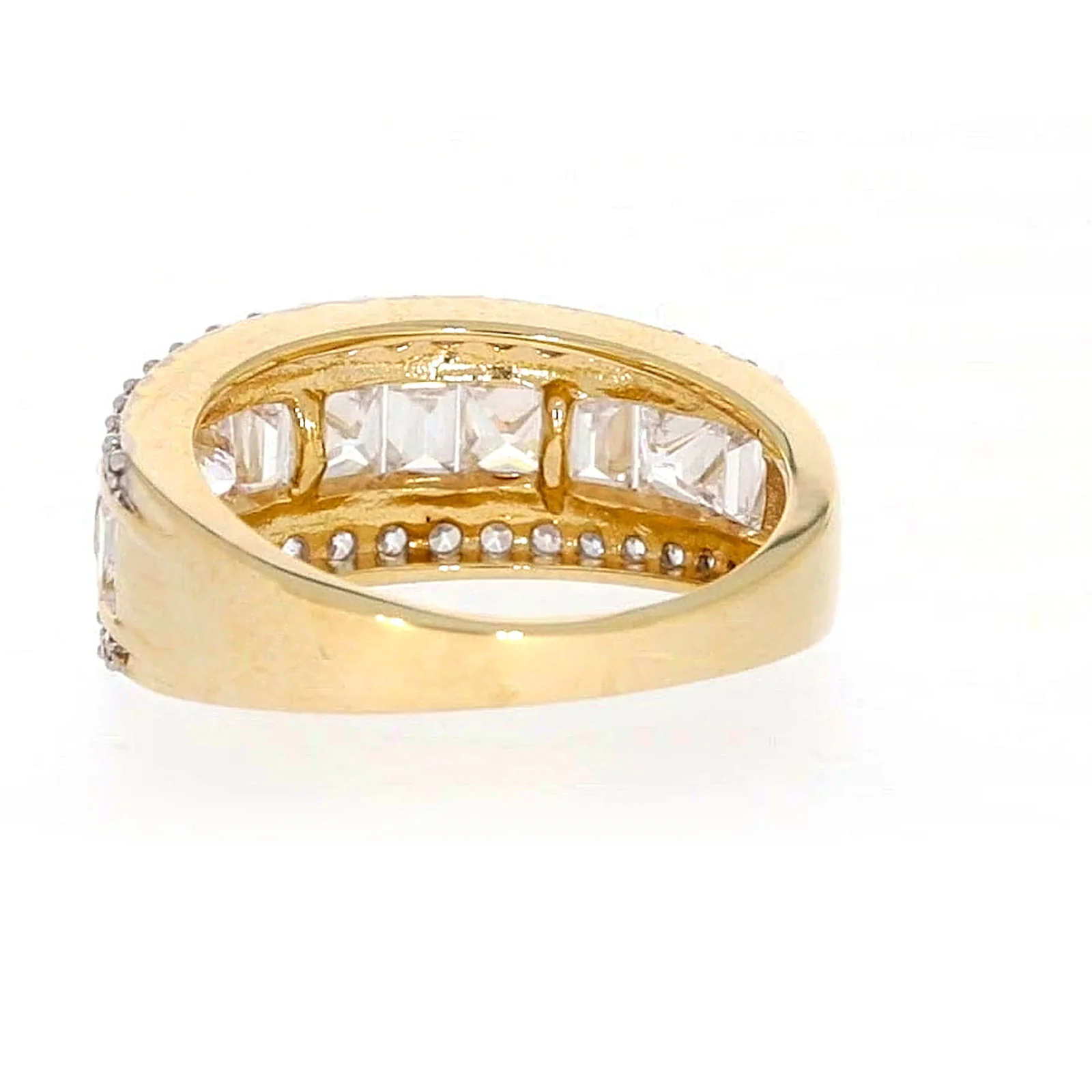 HUSH 9ct Yellow Gold Round Brilliant Cut 1 1/2 CARAT tw of Diamond Simulants Ring - Image 33