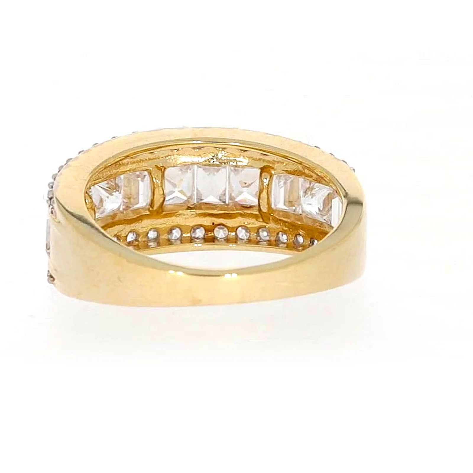 HUSH 9ct Yellow Gold Round Brilliant Cut 1 1/2 CARAT tw of Diamond Simulants Ring - Image 35