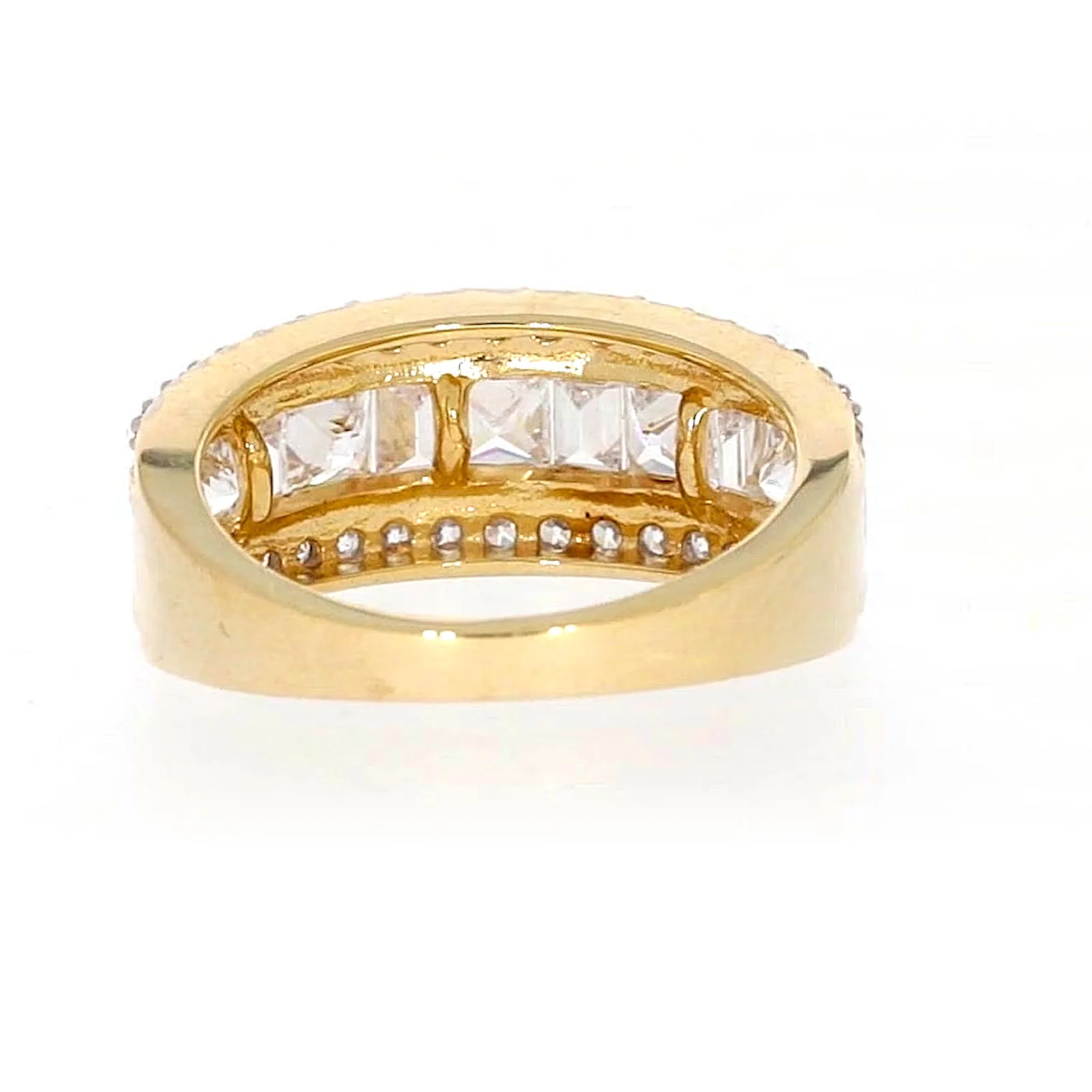 HUSH 9ct Yellow Gold Round Brilliant Cut 1 1/2 CARAT tw of Diamond Simulants Ring - Image 38