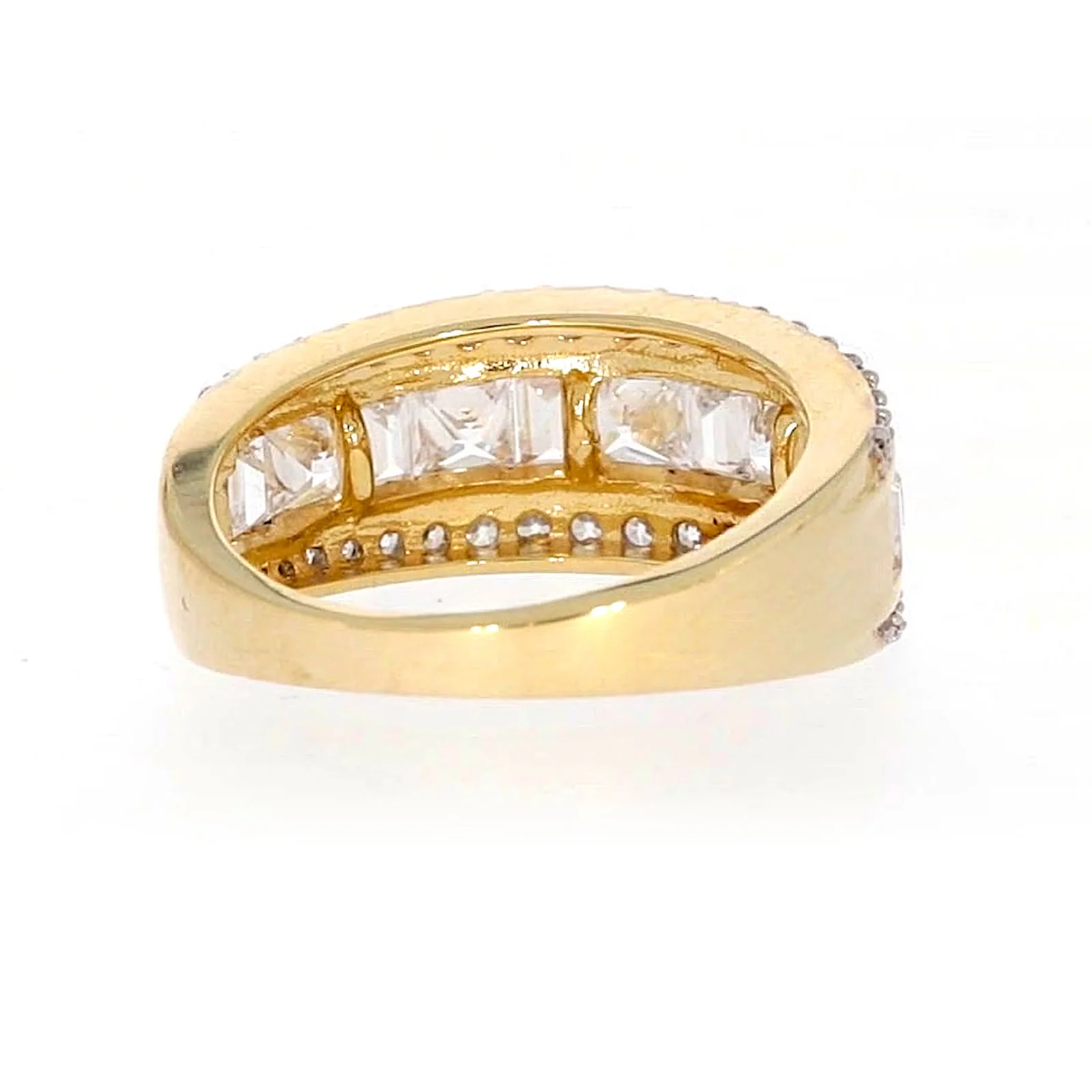 HUSH 9ct Yellow Gold Round Brilliant Cut 1 1/2 CARAT tw of Diamond Simulants Ring - Image 42