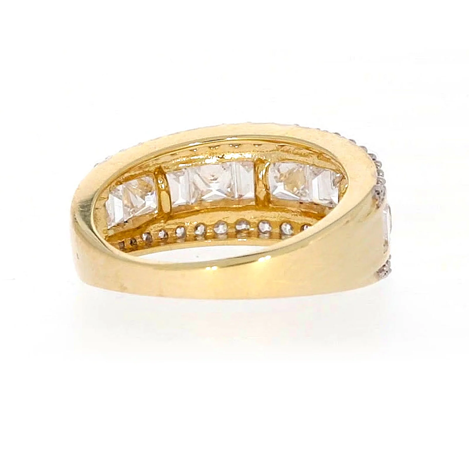 HUSH 9ct Yellow Gold Round Brilliant Cut 1 1/2 CARAT tw of Diamond Simulants Ring - Image 43