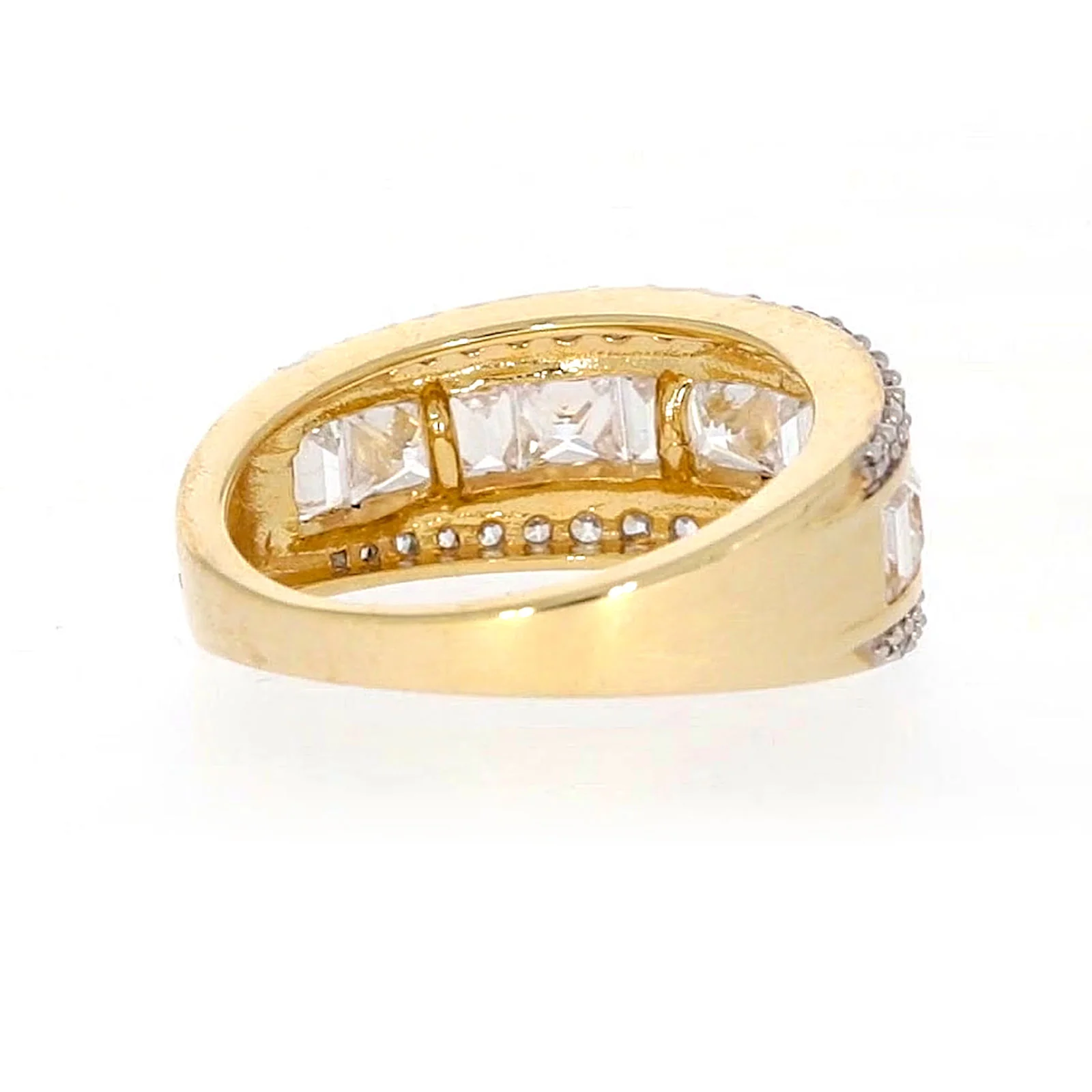 HUSH 9ct Yellow Gold Round Brilliant Cut 1 1/2 CARAT tw of Diamond Simulants Ring - Image 45