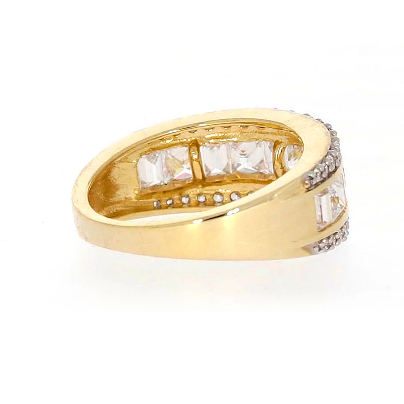 HUSH 9ct Yellow Gold Round Brilliant Cut 1 1/2 CARAT tw of Diamond Simulants Ring - Image 48