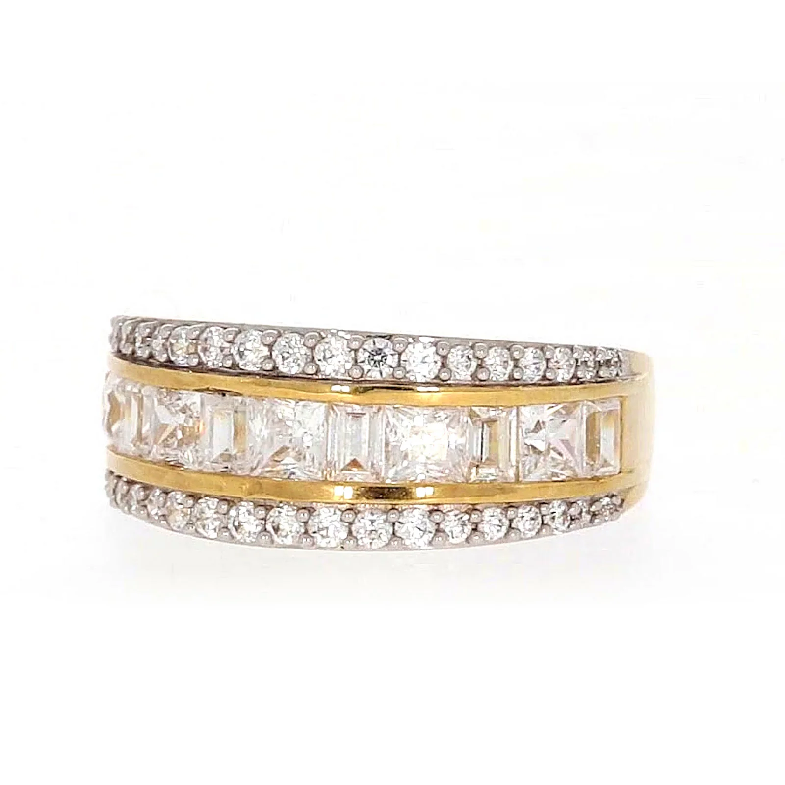 HUSH 9ct Yellow Gold Round Brilliant Cut 1 1/2 CARAT tw of Diamond Simulants Ring - Image 5