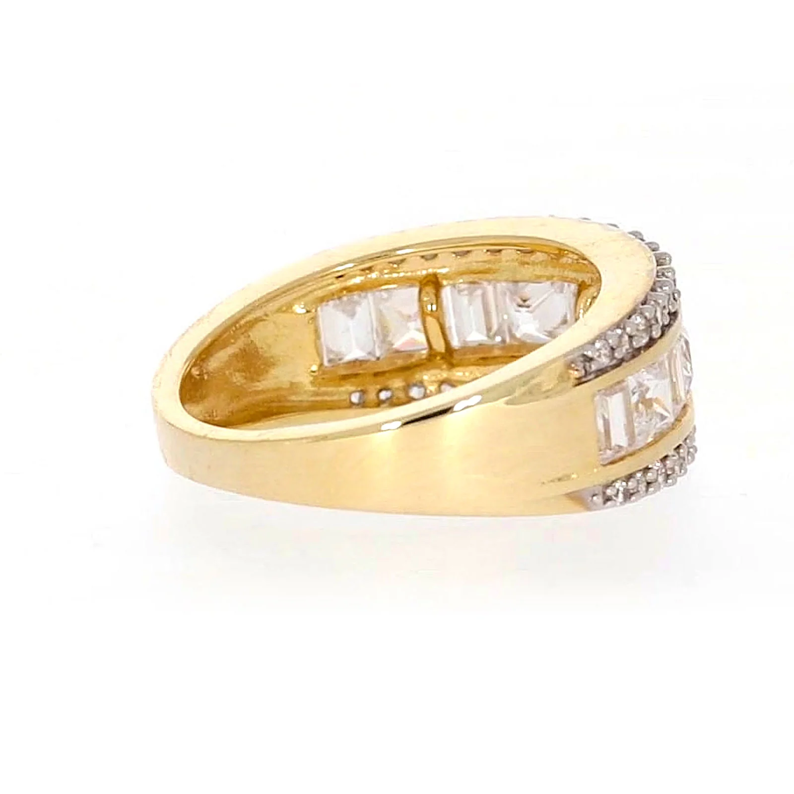 HUSH 9ct Yellow Gold Round Brilliant Cut 1 1/2 CARAT tw of Diamond Simulants Ring - Image 50