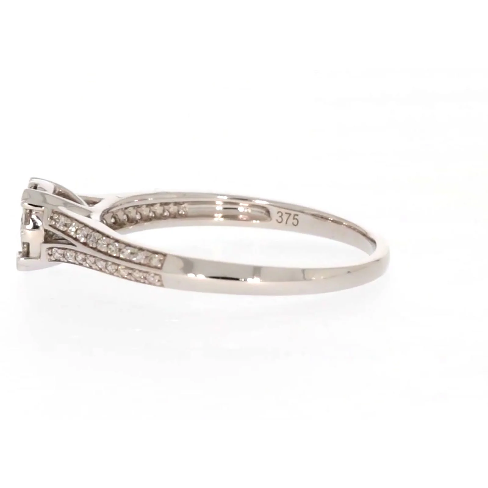 9ct White Gold Round Brilliant Cut 0.35 CARAT tw of Diamonds Ring - Image 21