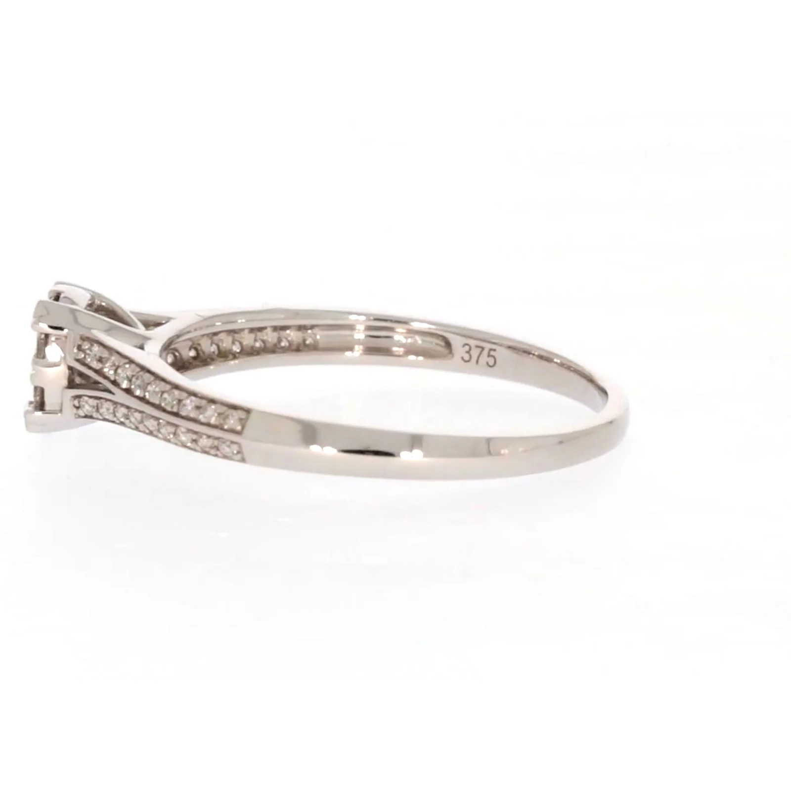 9ct White Gold Round Brilliant Cut 0.35 CARAT tw of Diamonds Ring - Image 22