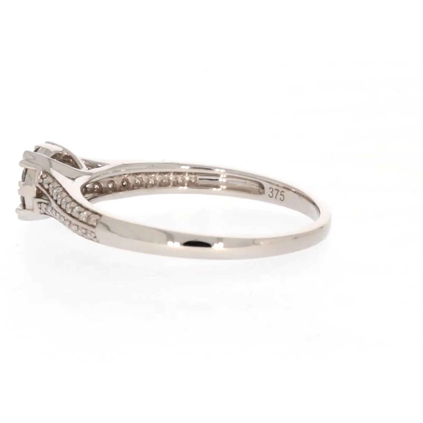 9ct White Gold Round Brilliant Cut 0.35 CARAT tw of Diamonds Ring - Image 25