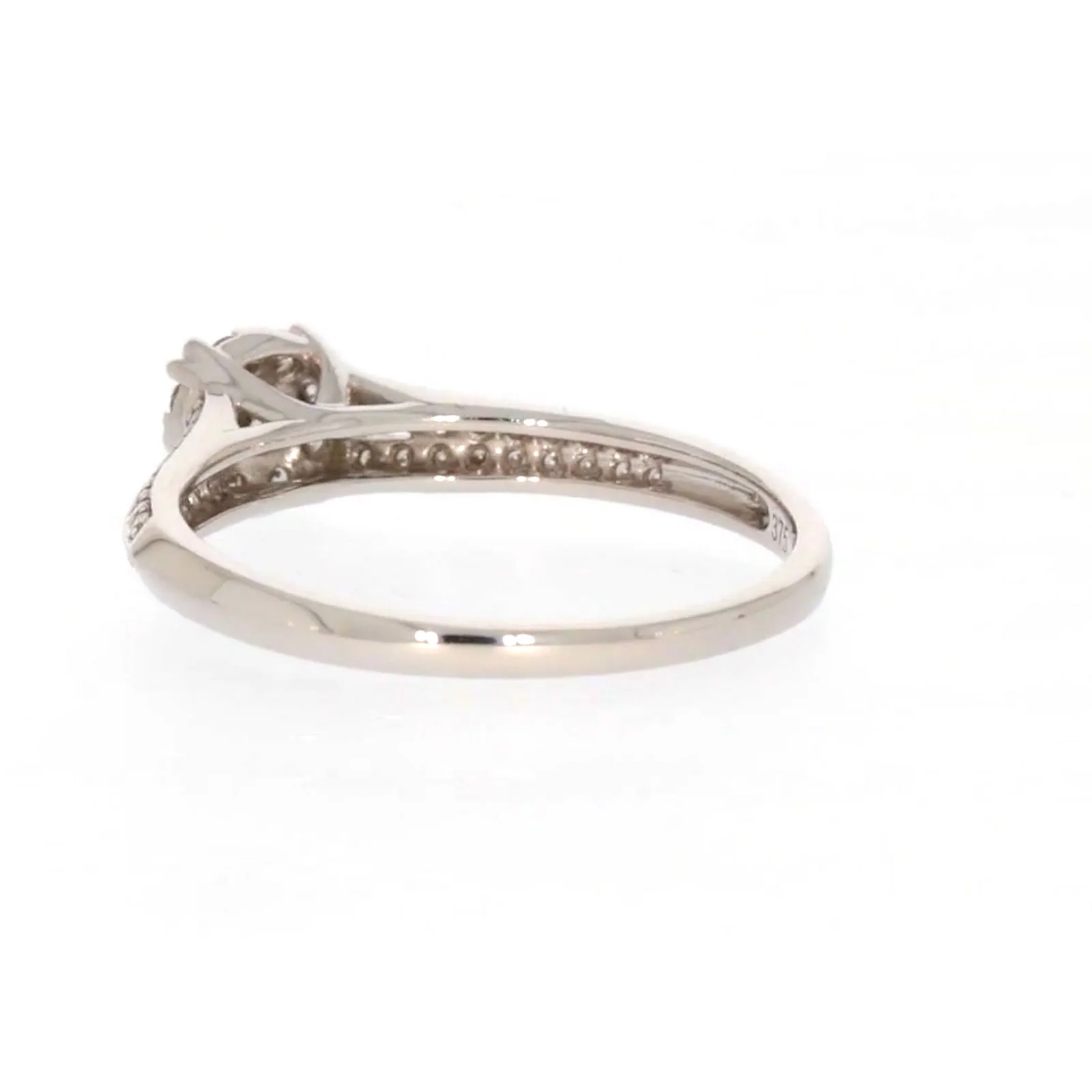9ct White Gold Round Brilliant Cut 0.35 CARAT tw of Diamonds Ring - Image 32