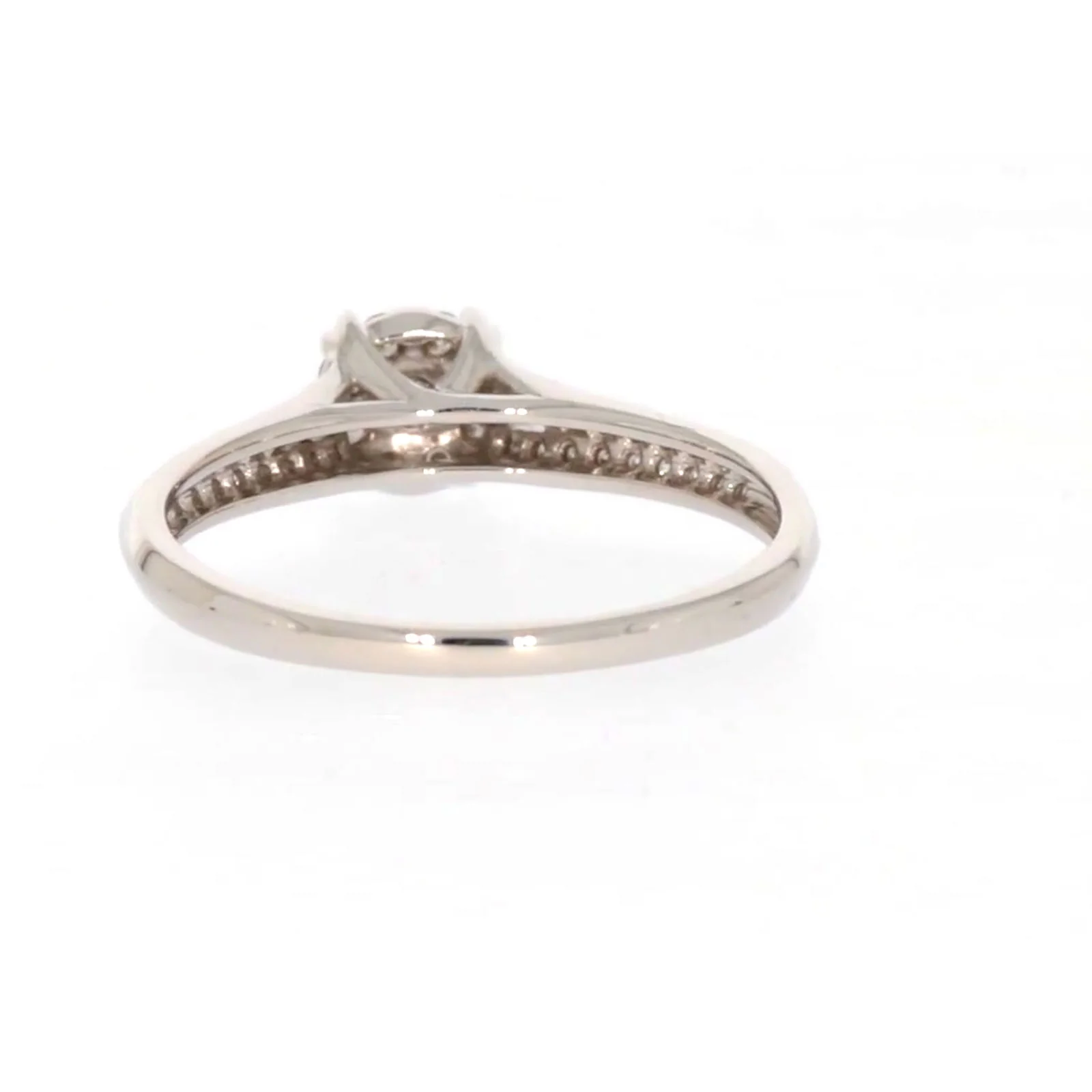 9ct White Gold Round Brilliant Cut 0.35 CARAT tw of Diamonds Ring - Image 37