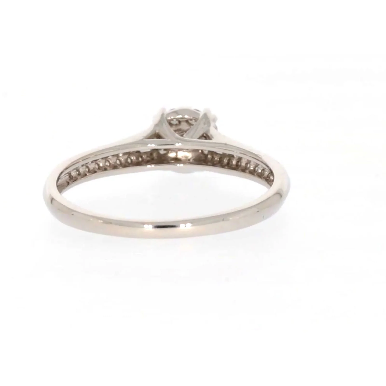 9ct White Gold Round Brilliant Cut 0.35 CARAT tw of Diamonds Ring - Image 40