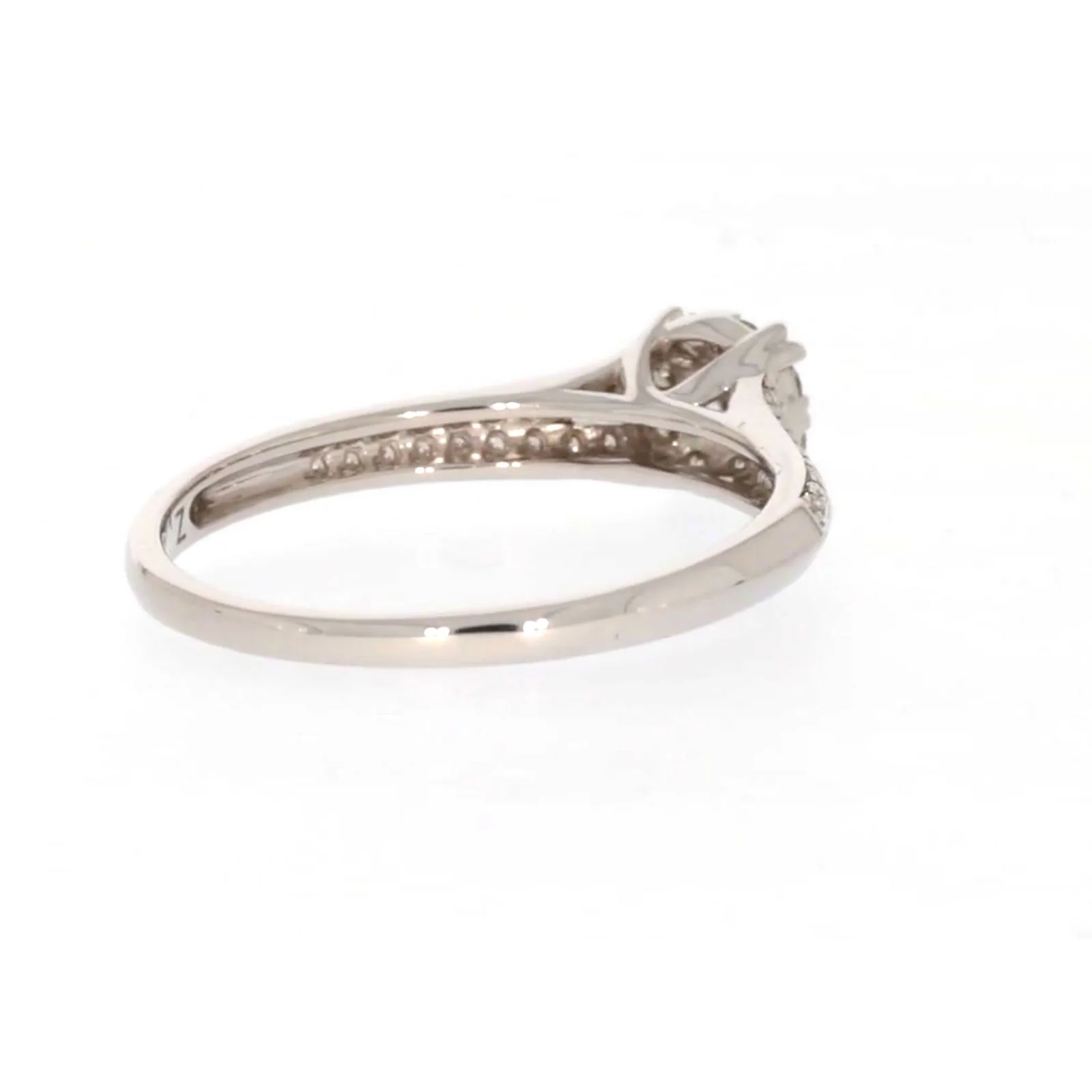 9ct White Gold Round Brilliant Cut 0.35 CARAT tw of Diamonds Ring - Image 46