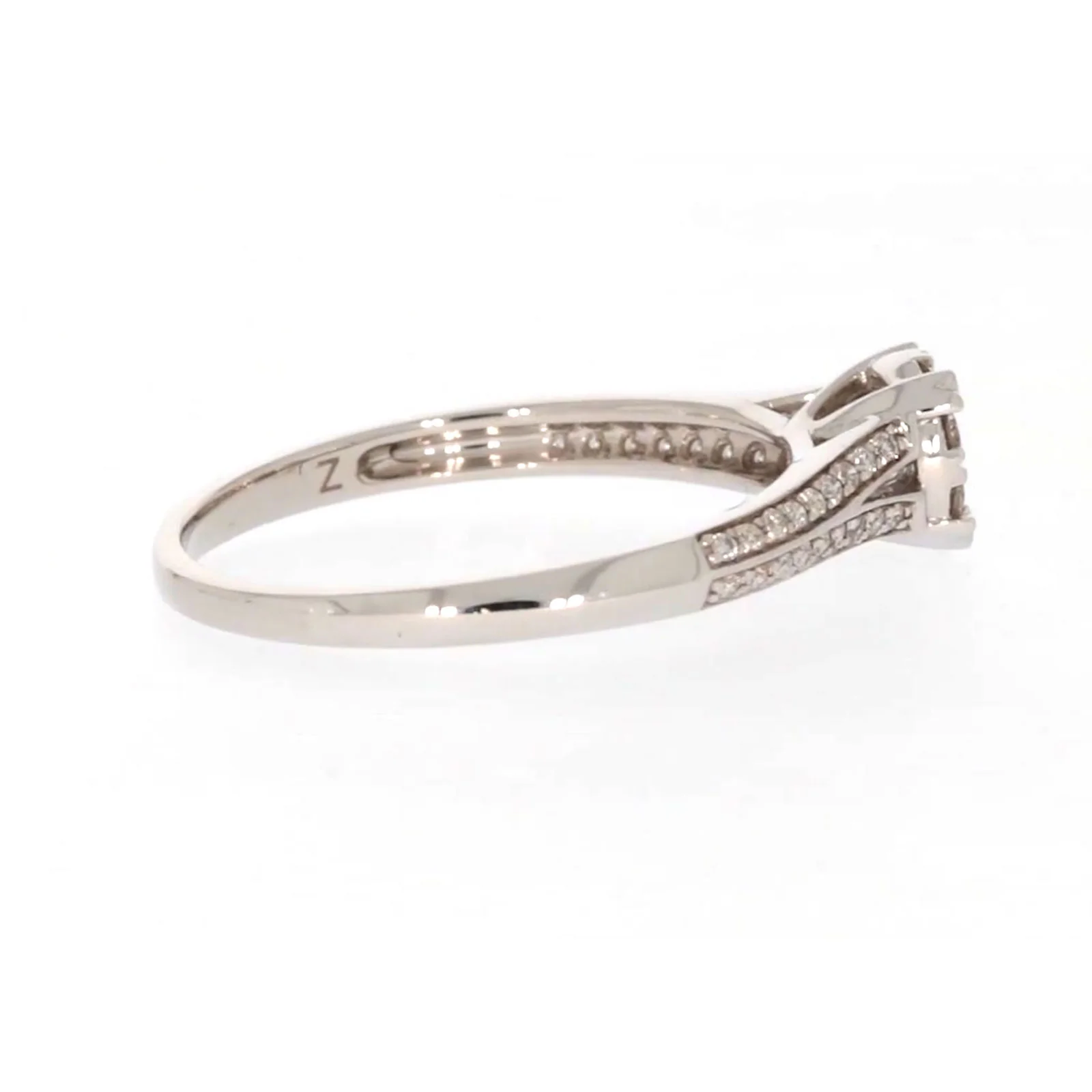 9ct White Gold Round Brilliant Cut 0.35 CARAT tw of Diamonds Ring - Image 54