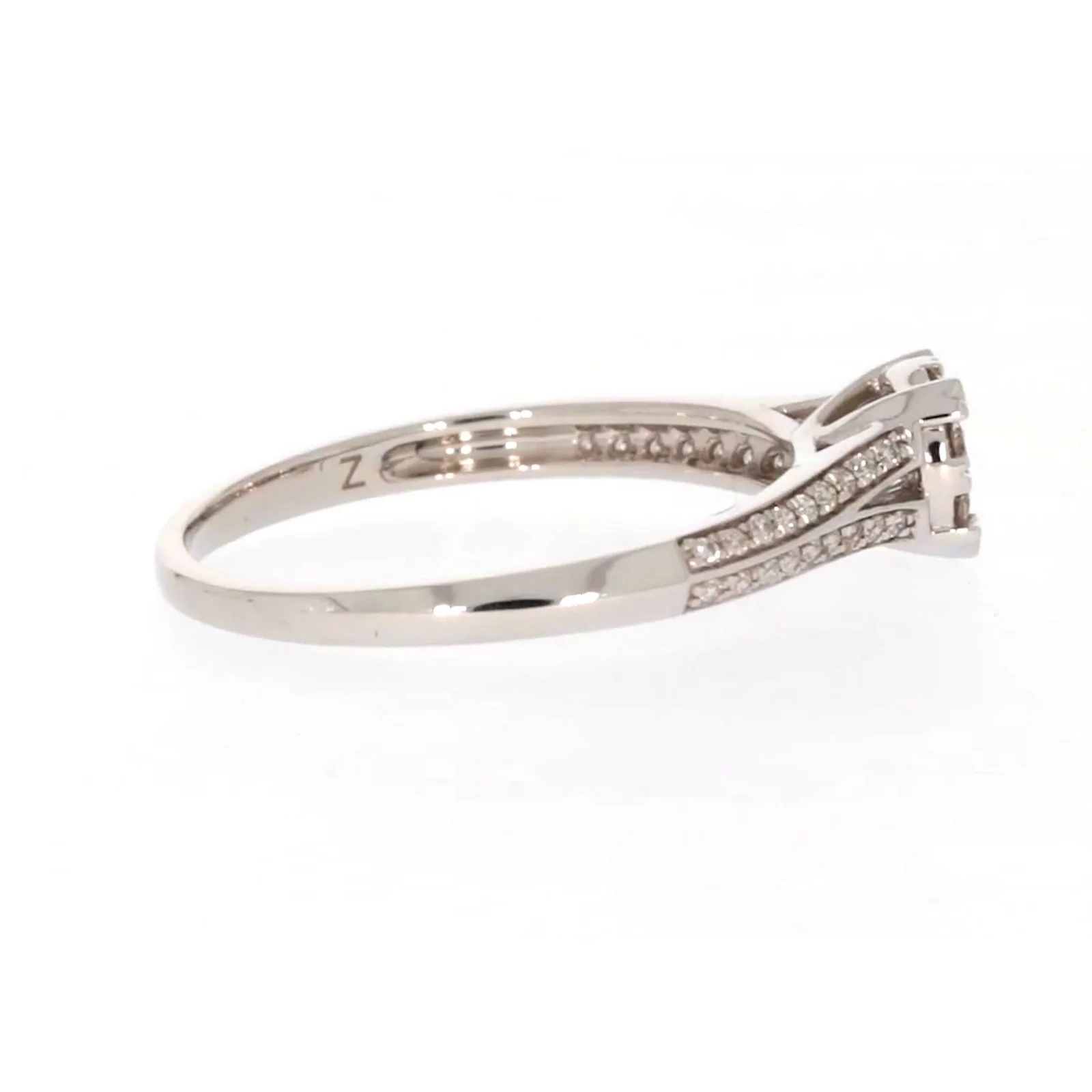 9ct White Gold Round Brilliant Cut 0.35 CARAT tw of Diamonds Ring - Image 55