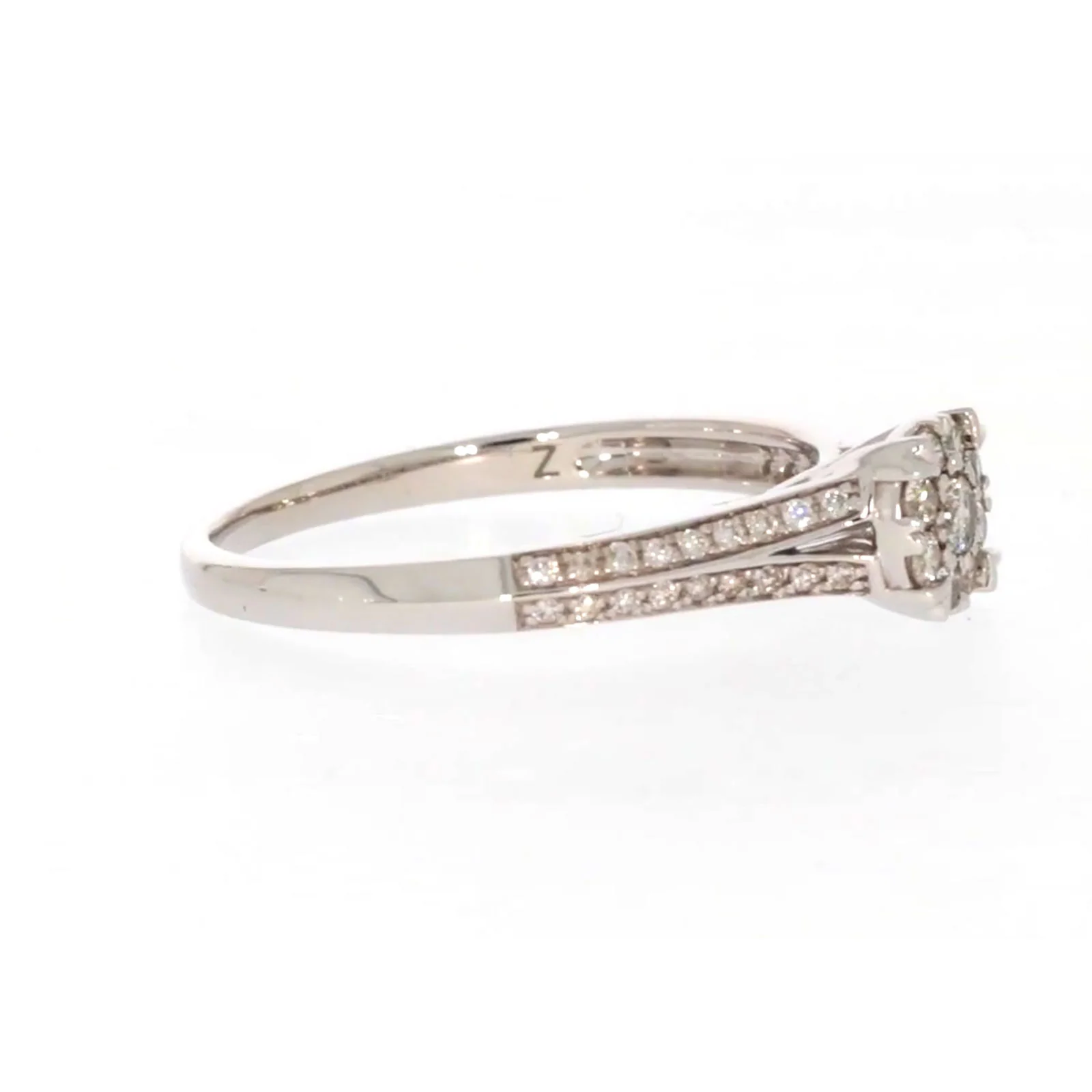 9ct White Gold Round Brilliant Cut 0.35 CARAT tw of Diamonds Ring - Image 62