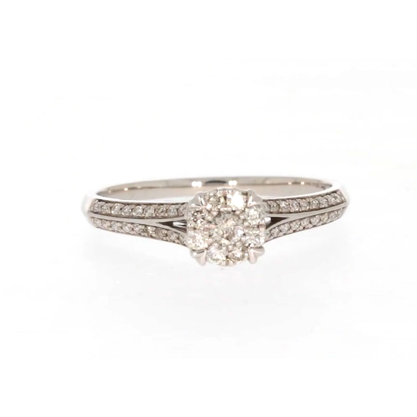 9ct White Gold Round Brilliant Cut 0.35 CARAT tw of Diamonds Ring - Image 75
