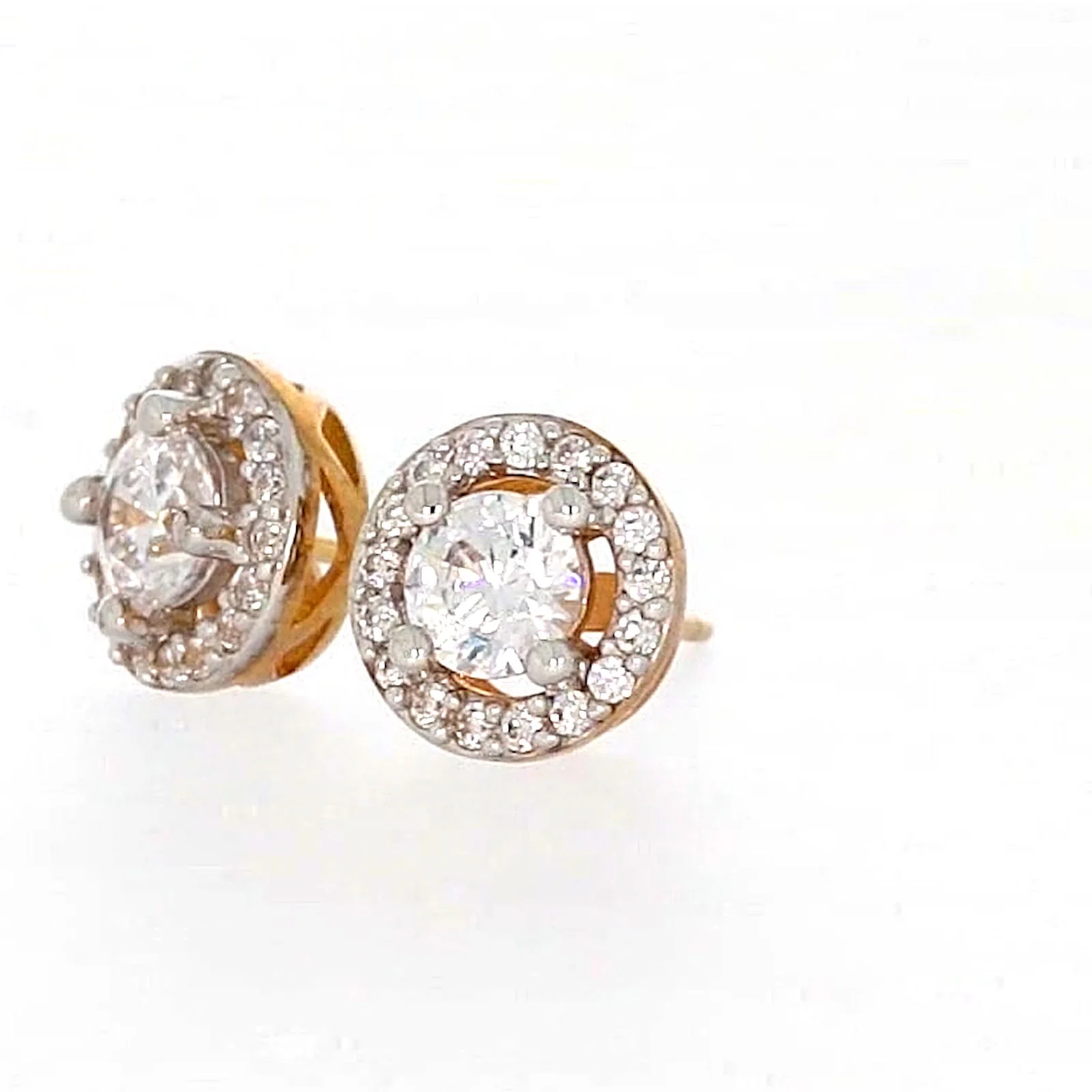 HUSH 9ct Yellow Gold Round Brilliant Cut with 0.60 CARAT tw of Diamond Simulants Stud Earrings - Image 12