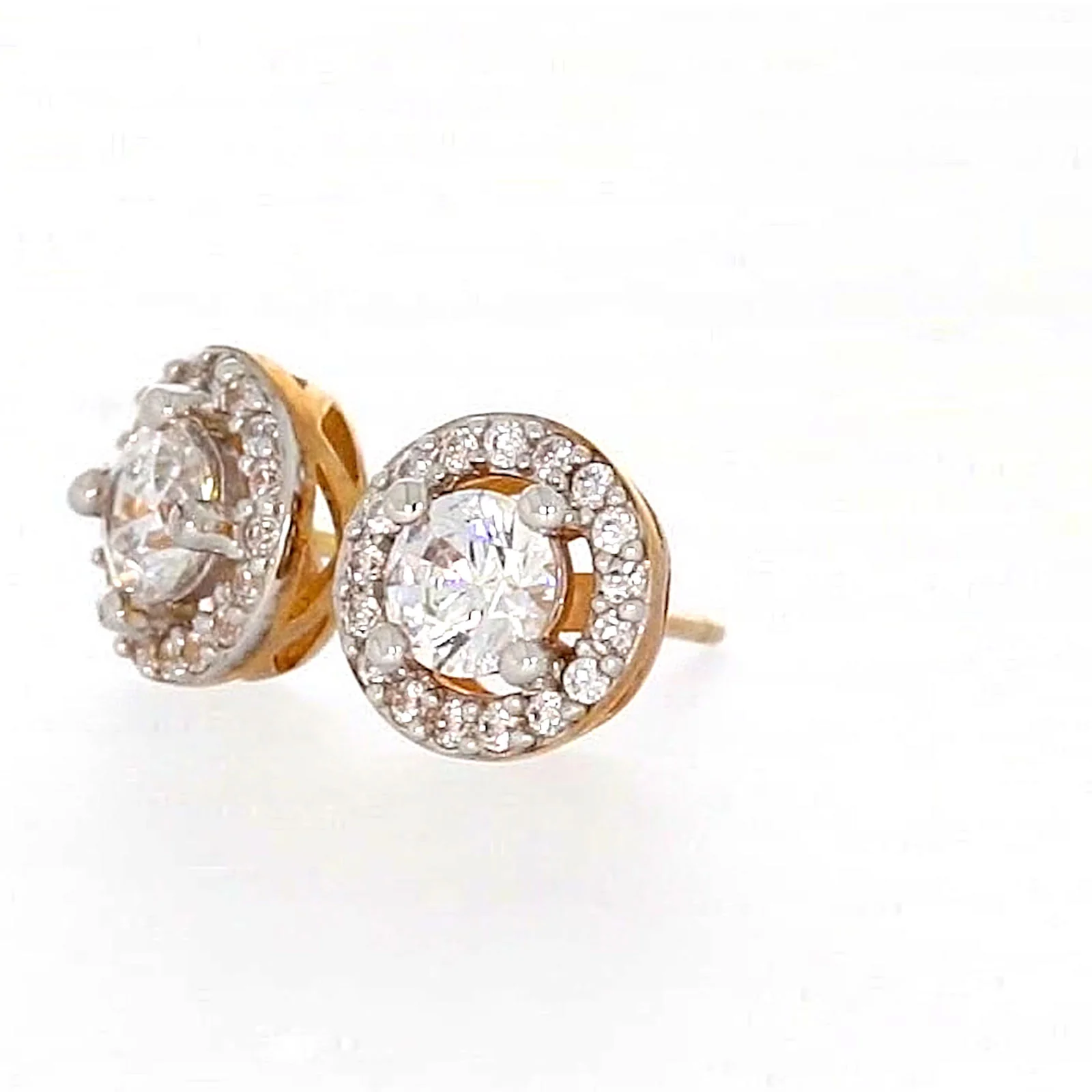 HUSH 9ct Yellow Gold Round Brilliant Cut with 0.60 CARAT tw of Diamond Simulants Stud Earrings - Image 13