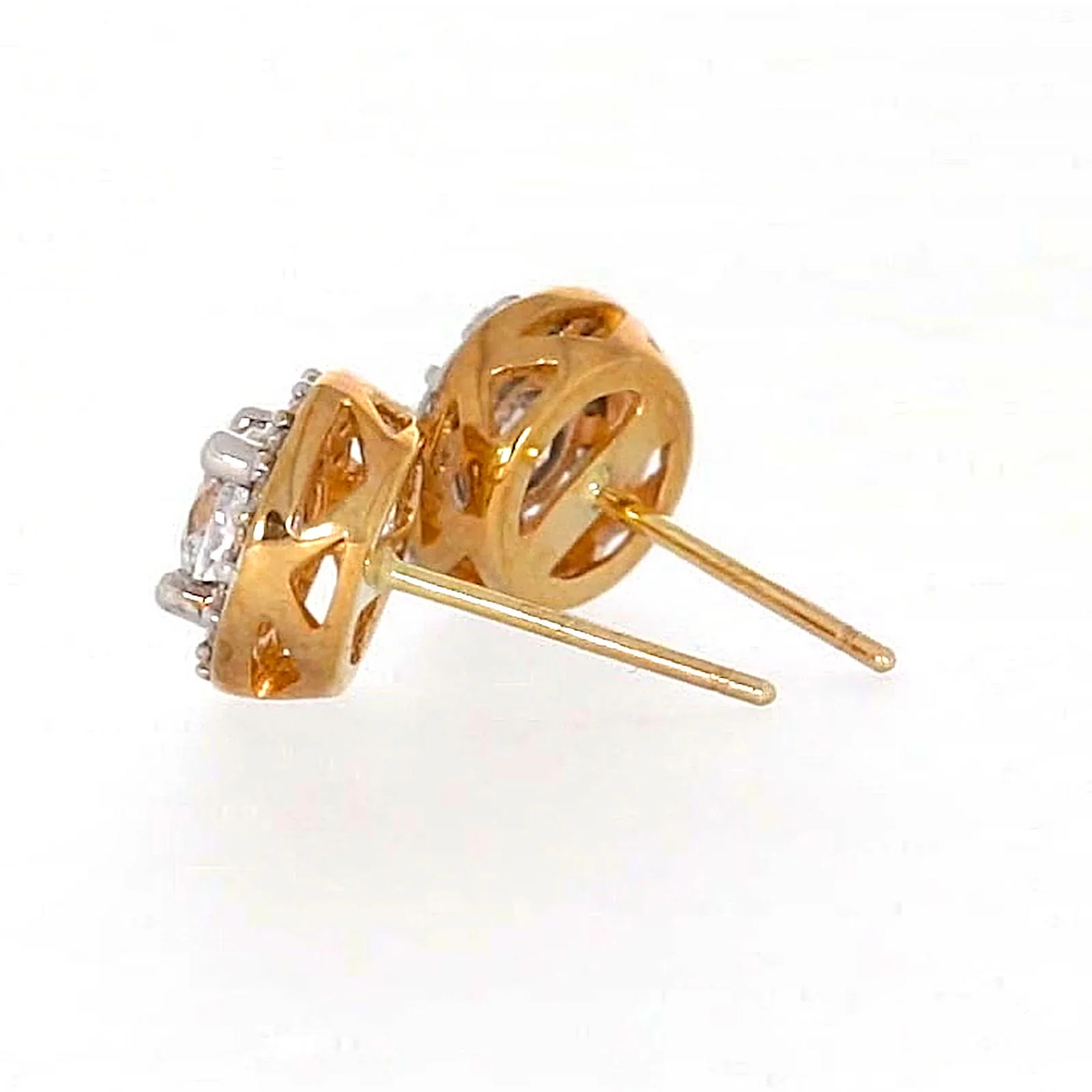 HUSH 9ct Yellow Gold Round Brilliant Cut with 0.60 CARAT tw of Diamond Simulants Stud Earrings - Image 28