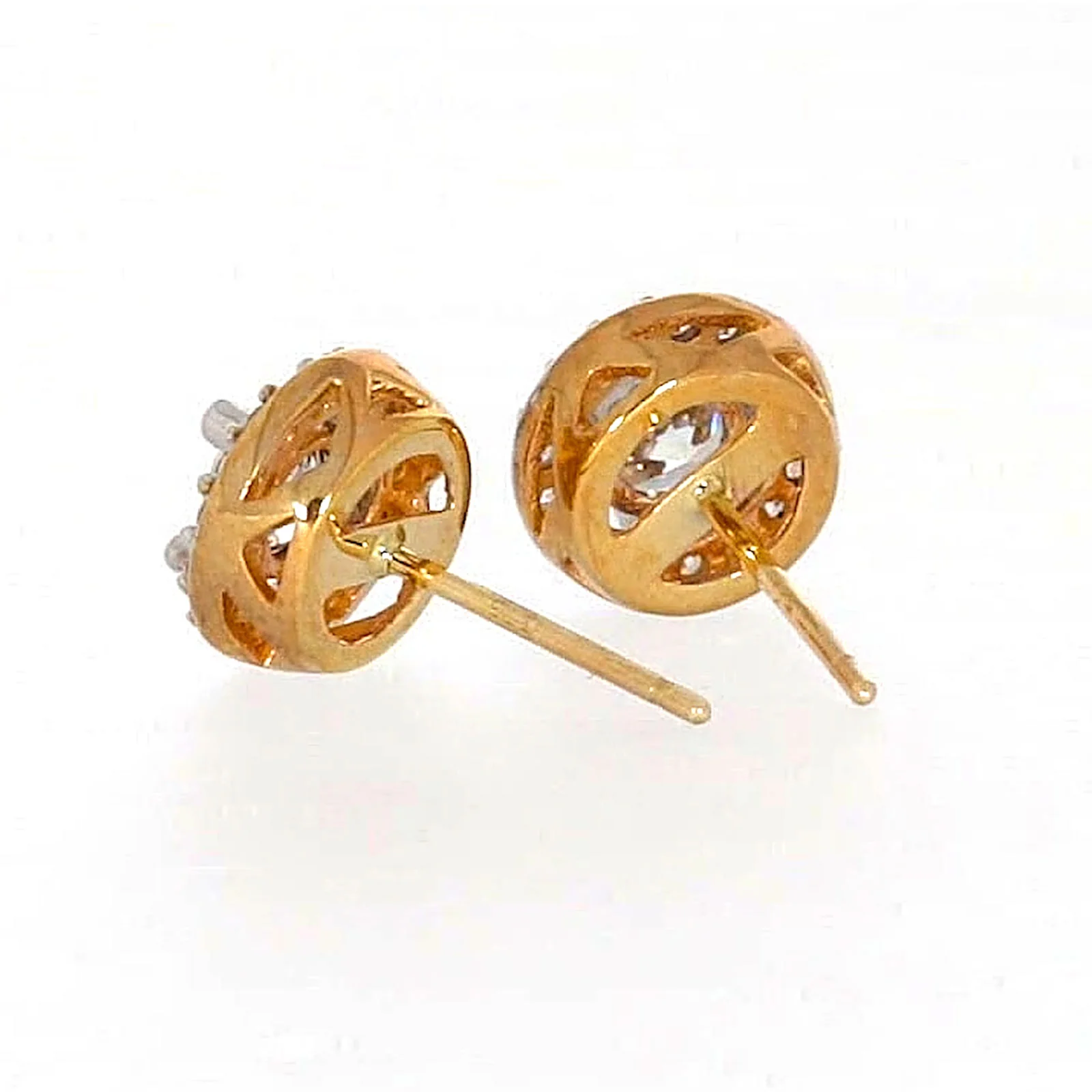 HUSH 9ct Yellow Gold Round Brilliant Cut with 0.60 CARAT tw of Diamond Simulants Stud Earrings - Image 33