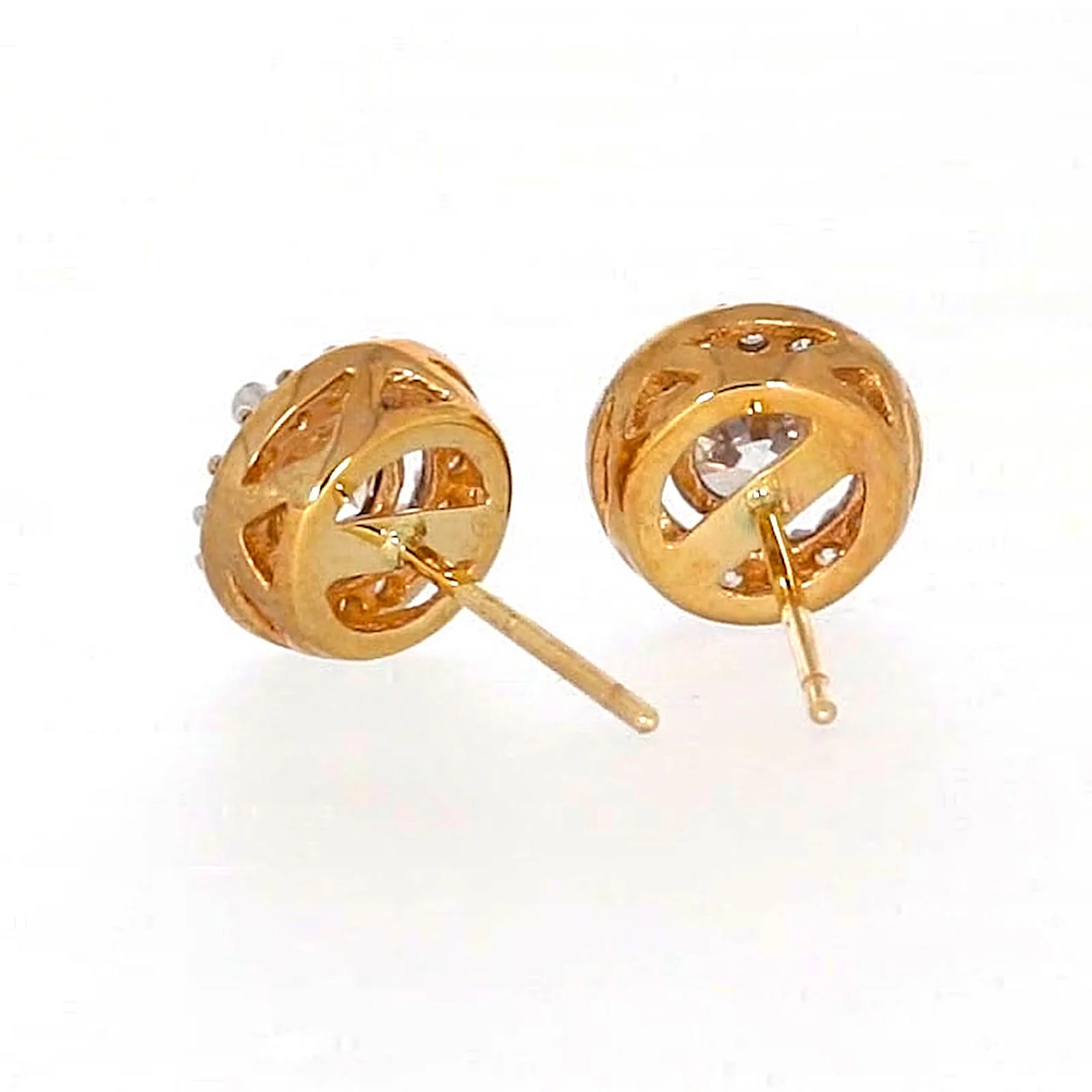 HUSH 9ct Yellow Gold Round Brilliant Cut with 0.60 CARAT tw of Diamond Simulants Stud Earrings - Image 36