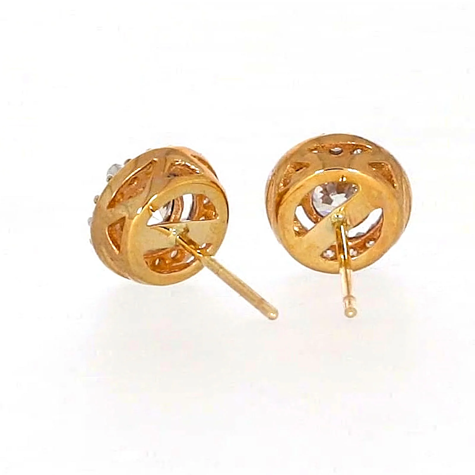 HUSH 9ct Yellow Gold Round Brilliant Cut with 0.60 CARAT tw of Diamond Simulants Stud Earrings - Image 37