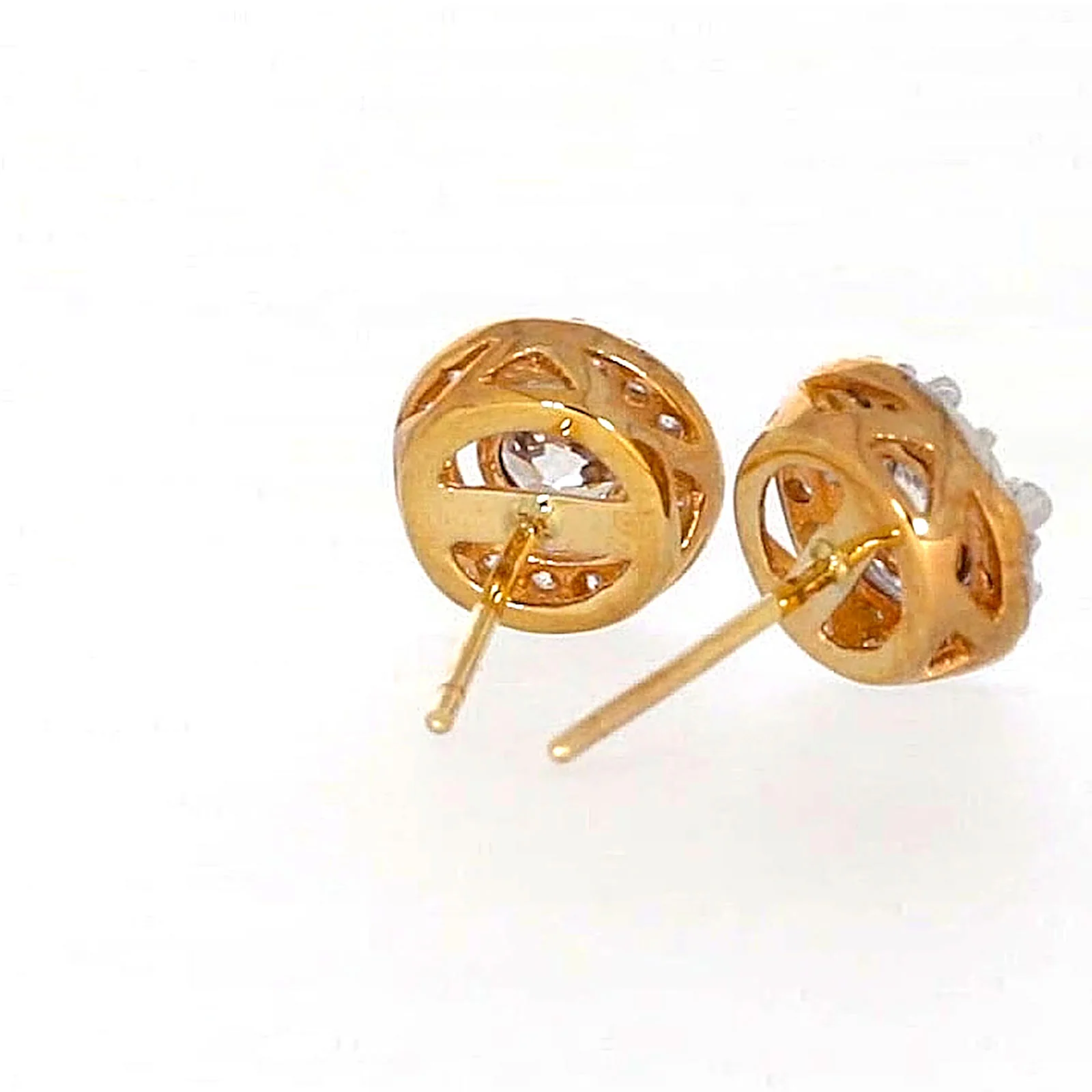 HUSH 9ct Yellow Gold Round Brilliant Cut with 0.60 CARAT tw of Diamond Simulants Stud Earrings - Image 47