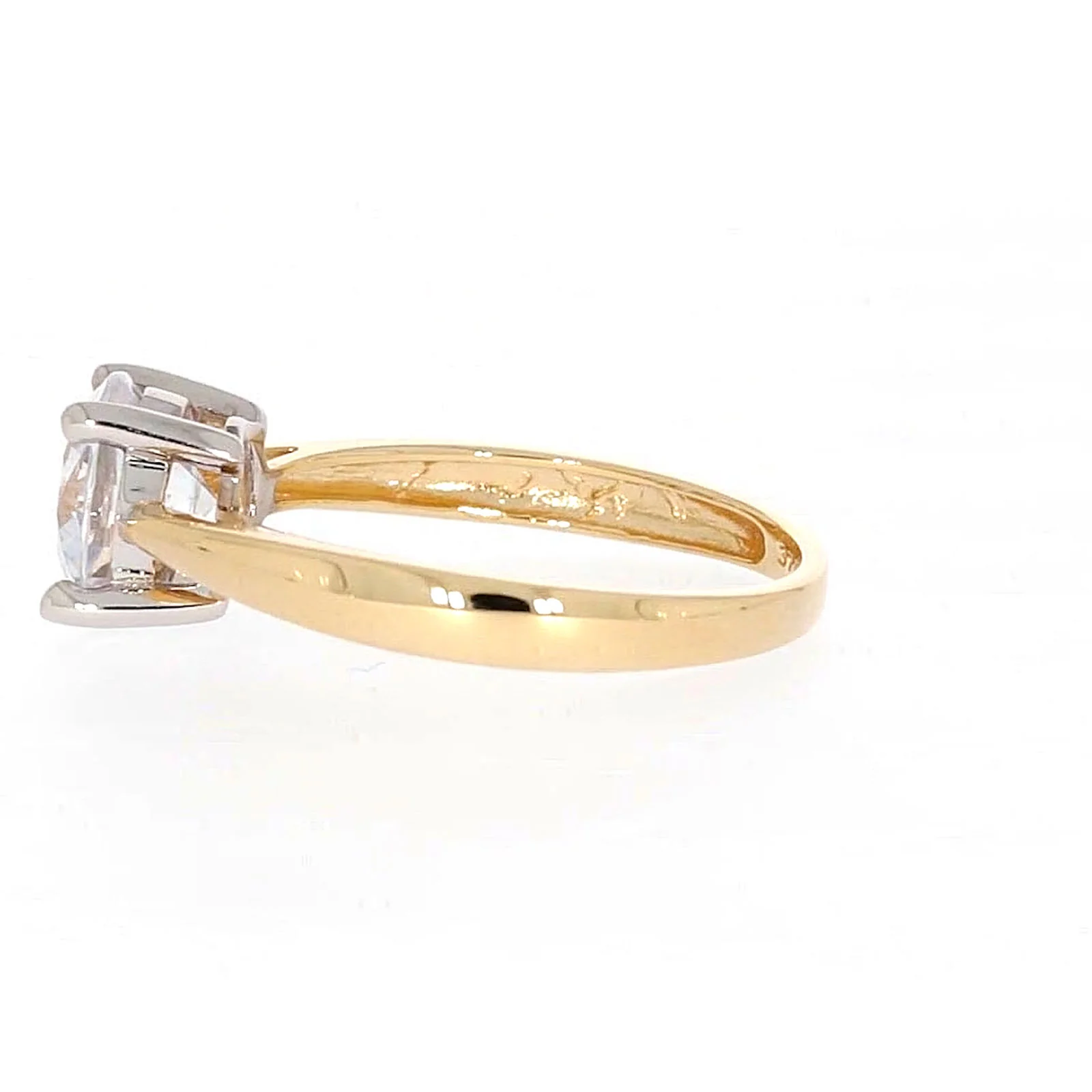 HUSH 9ct Two Tone Gold Round Brilliant Cut with 1 1/2 CARAT of Diamond Simulants Ring - Image 21