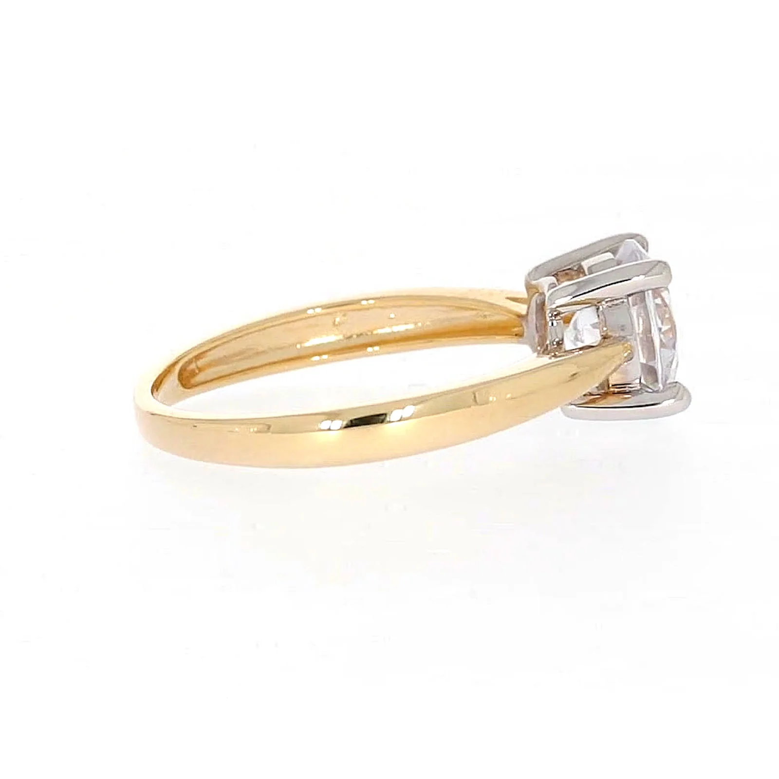 HUSH 9ct Two Tone Gold Round Brilliant Cut with 1 1/2 CARAT of Diamond Simulants Ring - Image 55