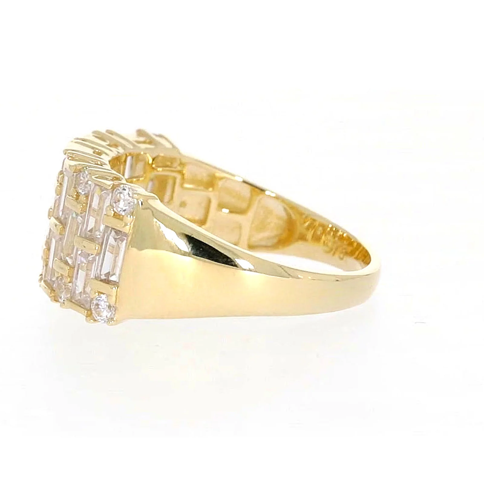 HUSH 9ct Yellow Gold Round Brilliant Cut with 2 1/2 CARAT tw of Diamond Simulants Ring - Image 21