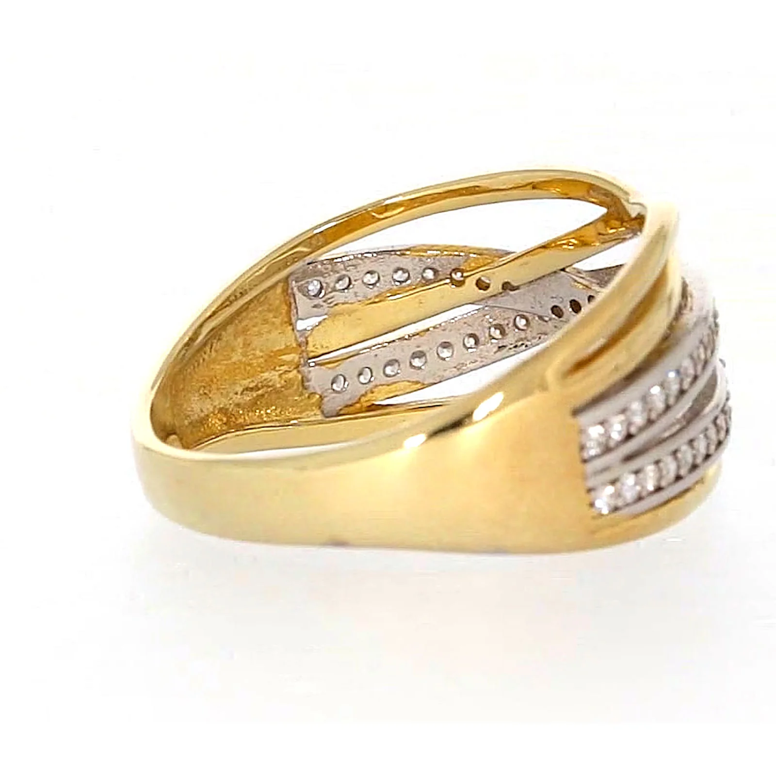 9ct Yellow Gold Cubic Zirconia Crossover Ring - Image 49