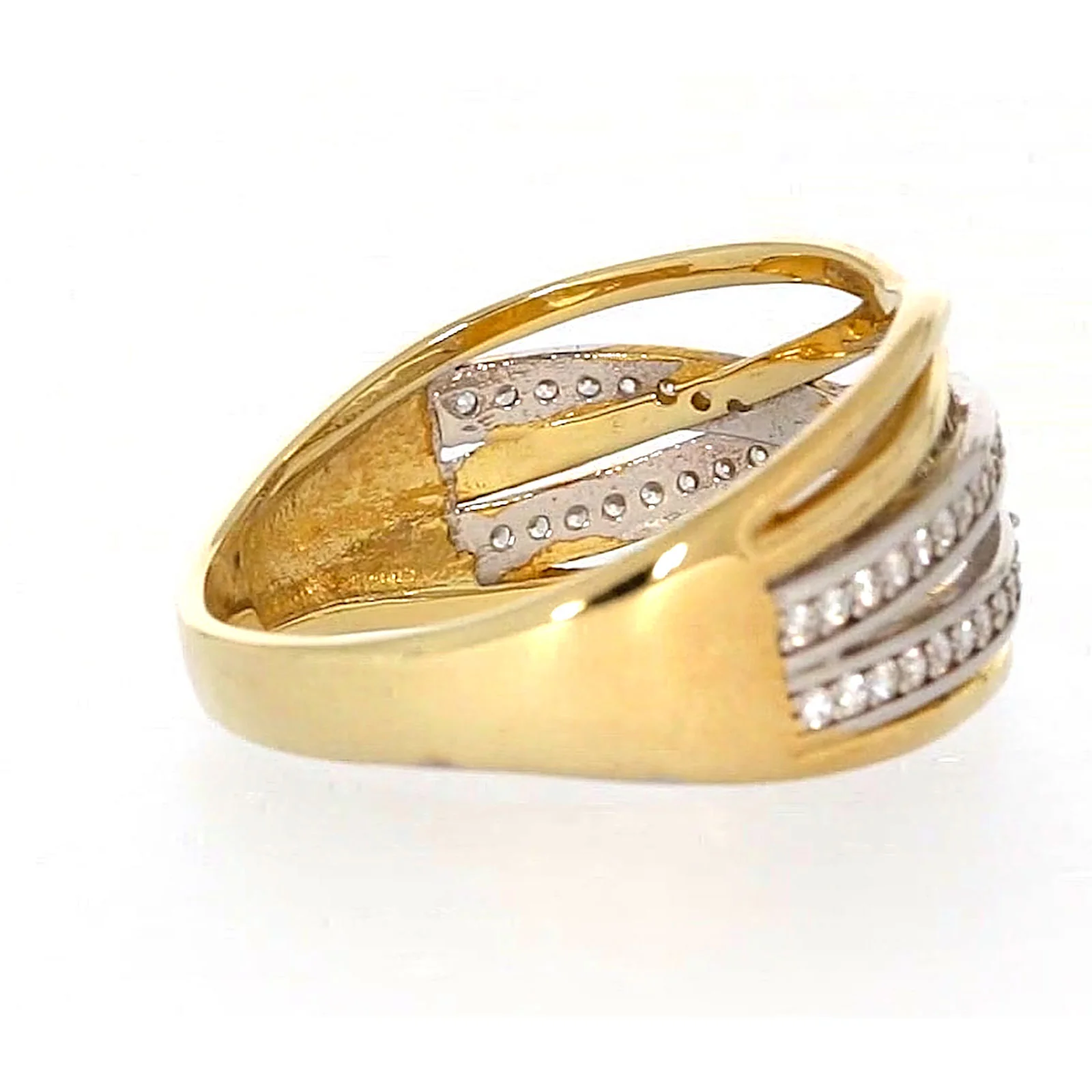 9ct Yellow Gold Cubic Zirconia Crossover Ring - Image 50