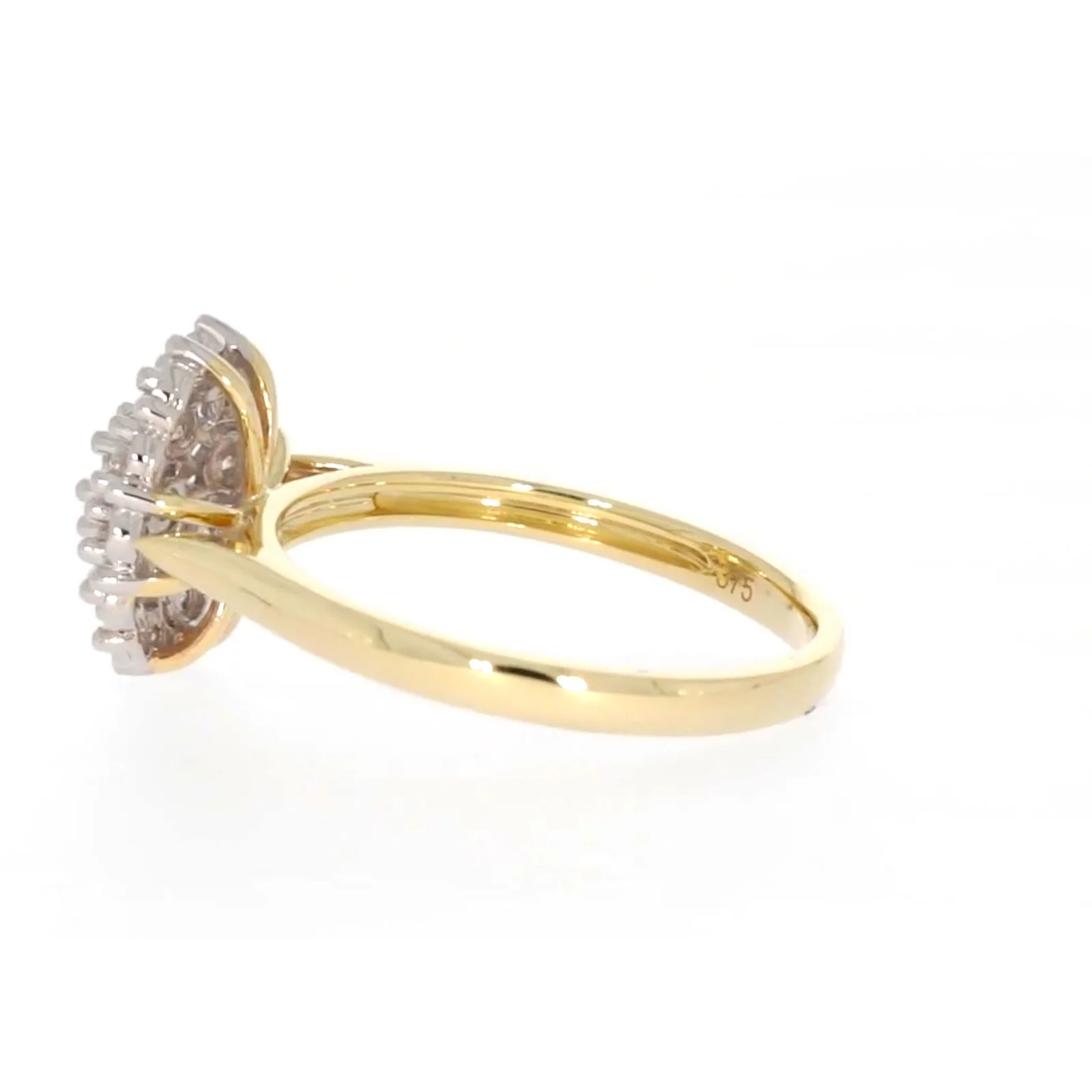 9ct Two Tone Gold Round Brilliant Cut 0.10 CARAT tw of Diamonds Ring - Image 24