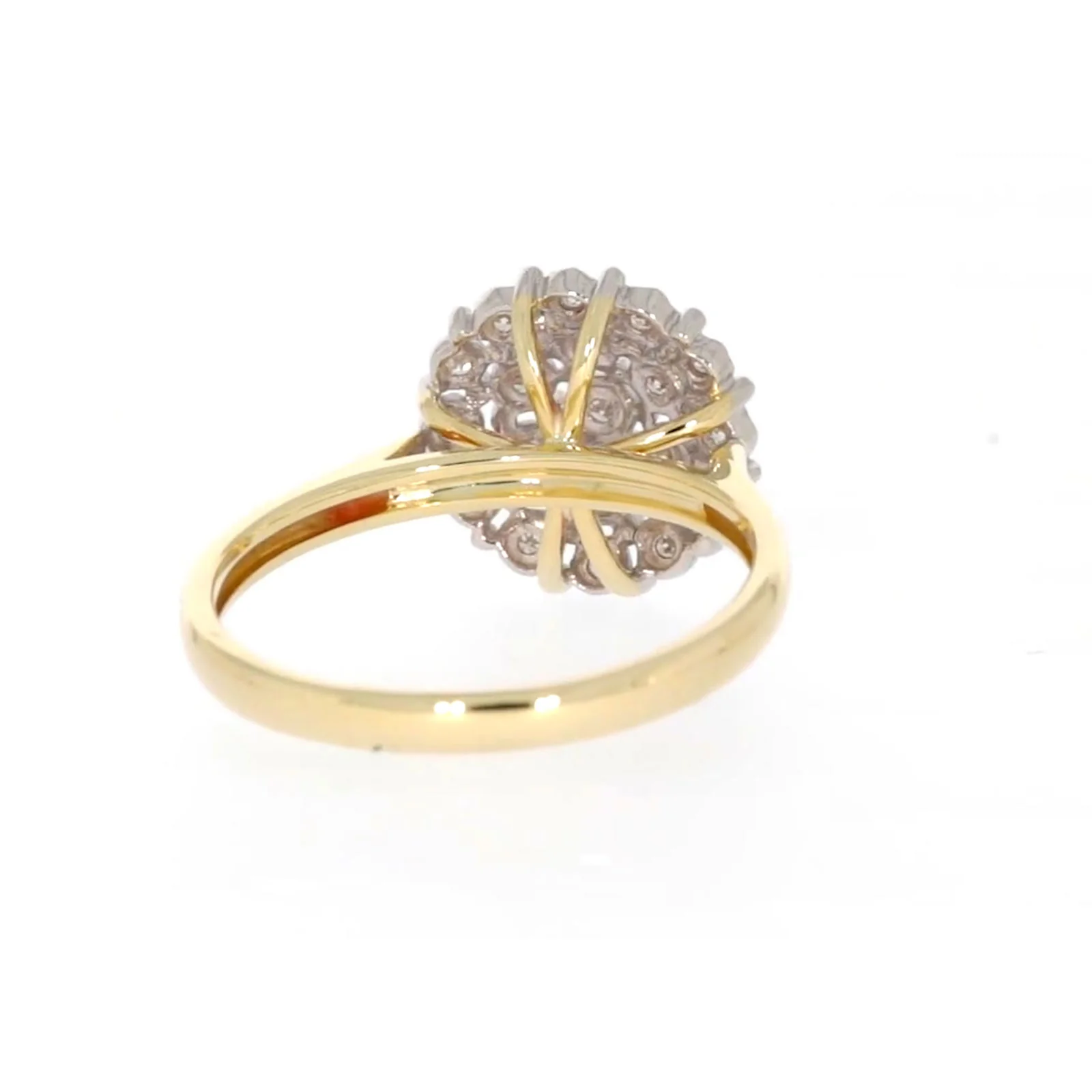 9ct Two Tone Gold Round Brilliant Cut 0.10 CARAT tw of Diamonds Ring - Image 42