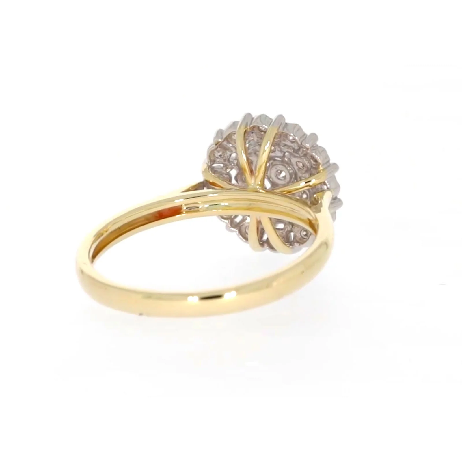 9ct Two Tone Gold Round Brilliant Cut 0.10 CARAT tw of Diamonds Ring - Image 44