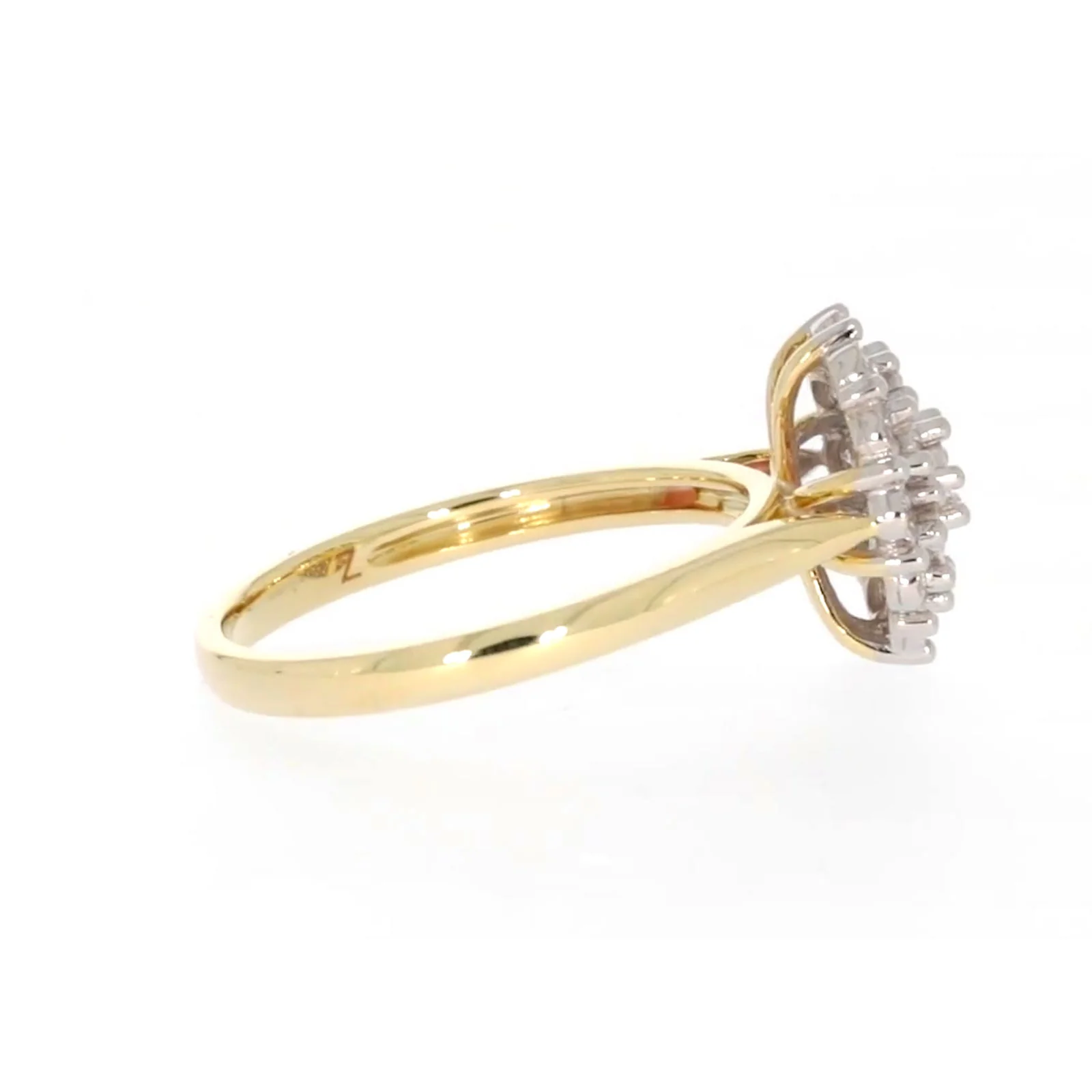 9ct Two Tone Gold Round Brilliant Cut 0.10 CARAT tw of Diamonds Ring - Image 56