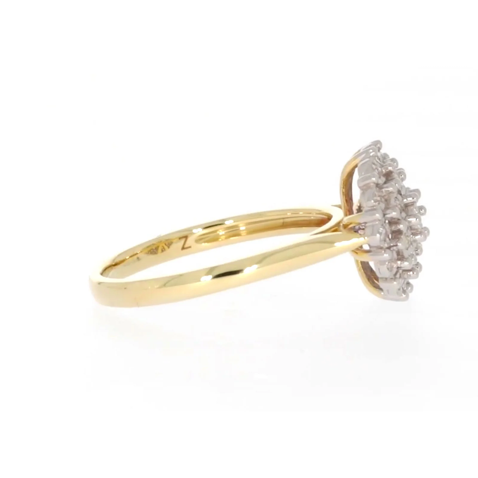 9ct Two Tone Gold Round Brilliant Cut 0.10 CARAT tw of Diamonds Ring - Image 59
