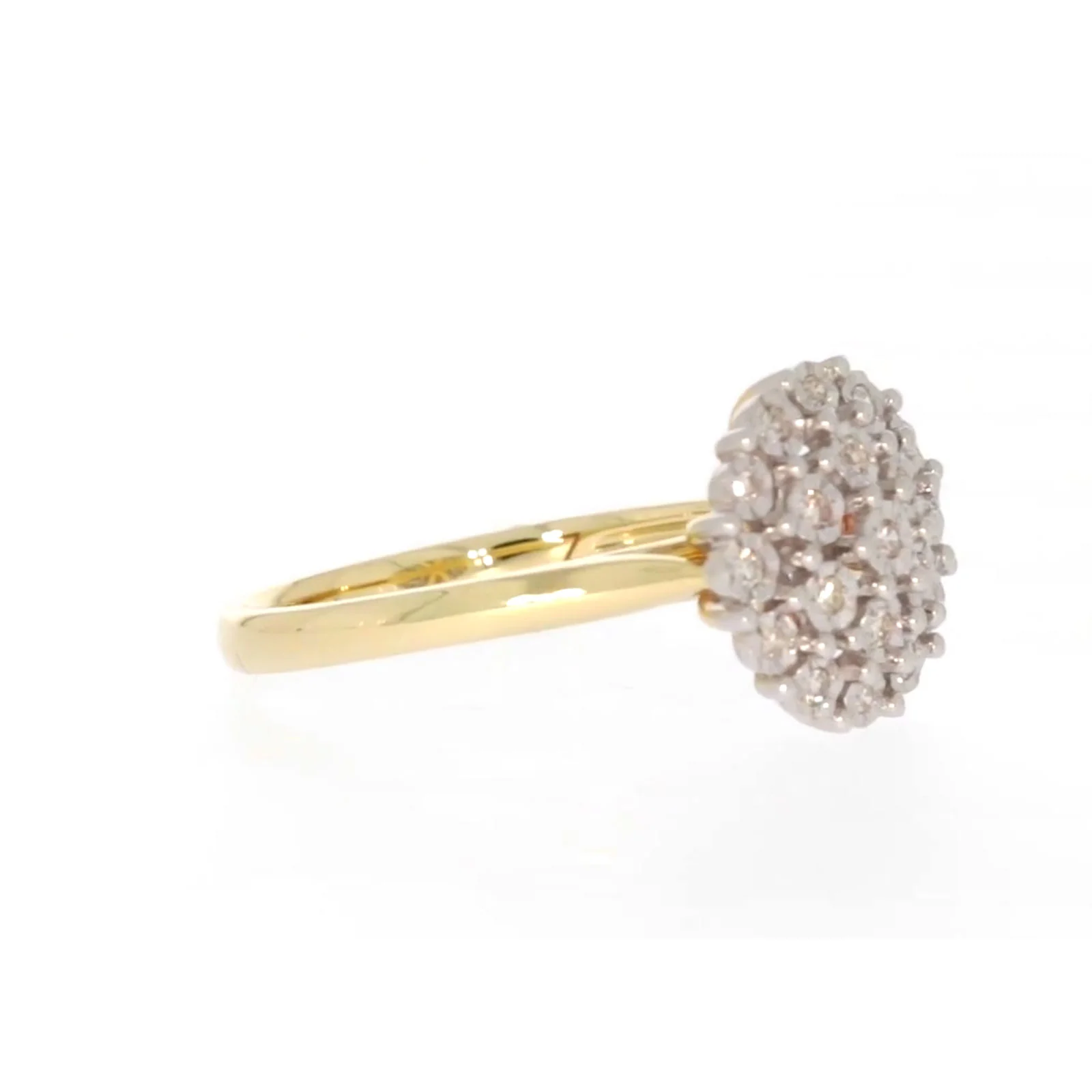 9ct Two Tone Gold Round Brilliant Cut 0.10 CARAT tw of Diamonds Ring - Image 65