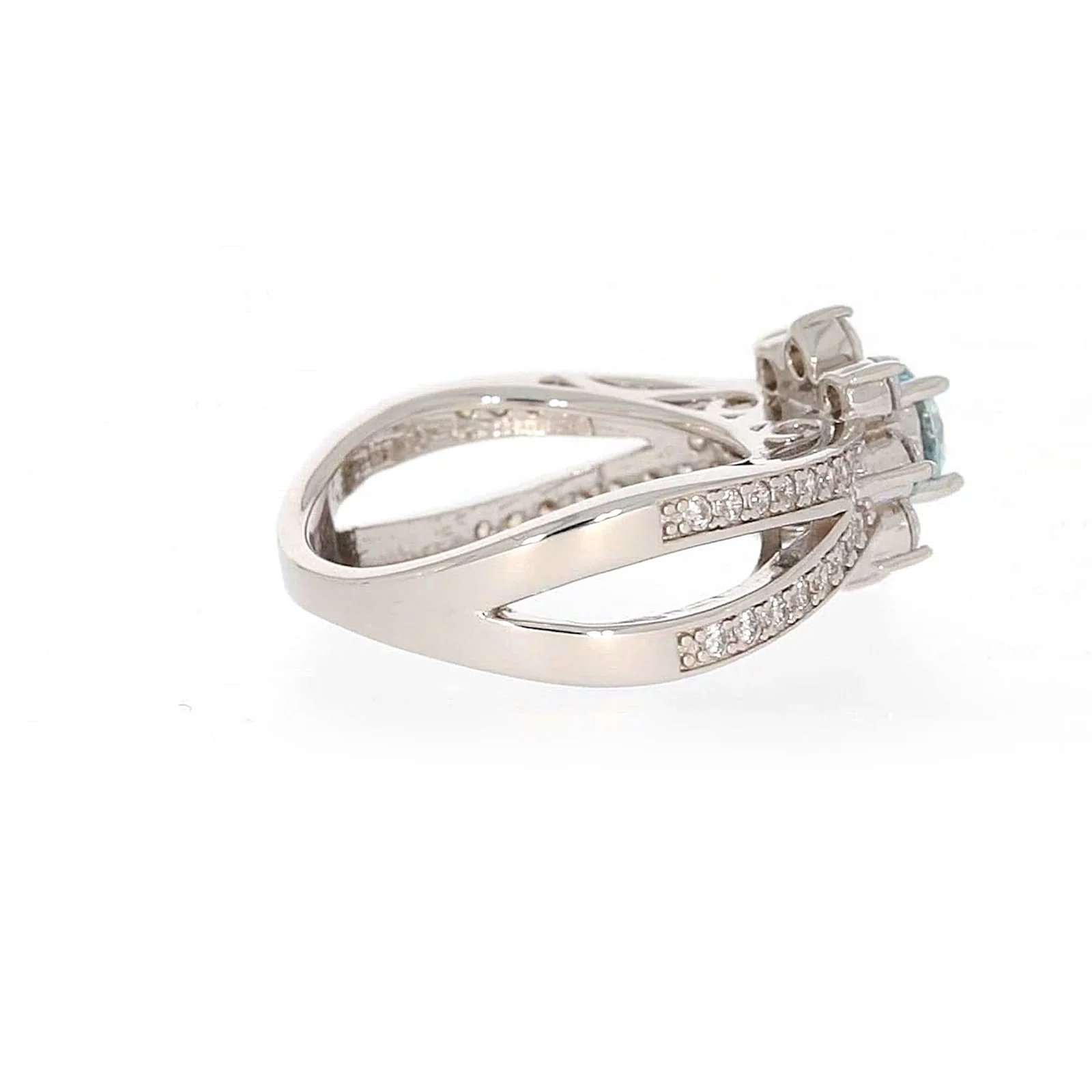 Sterling Silver Light Blue Cubic Zirconia Ring - Image 52