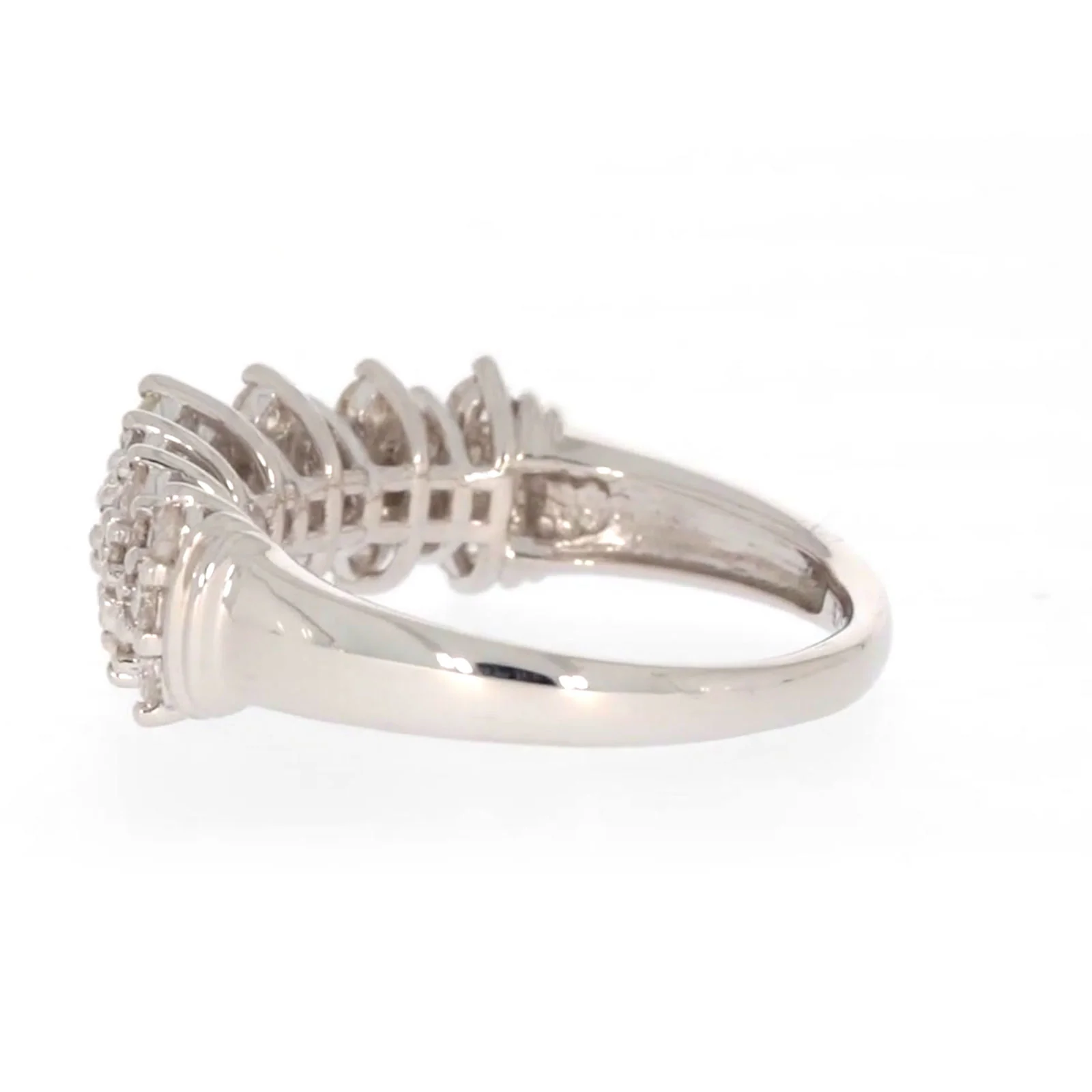 Sterling Silver Round Brilliant Cut 1 Carat tw of Diamonds Ring - Image 25