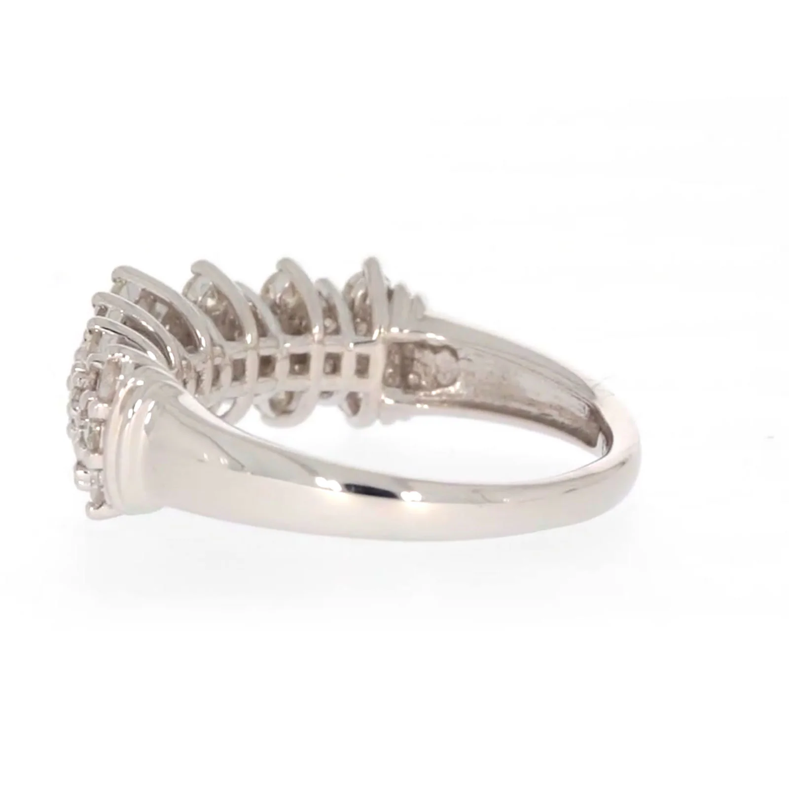 Sterling Silver Round Brilliant Cut 1 Carat tw of Diamonds Ring - Image 26
