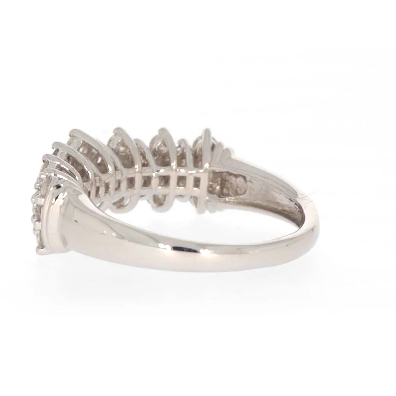 Sterling Silver Round Brilliant Cut 1 Carat tw of Diamonds Ring - Image 28