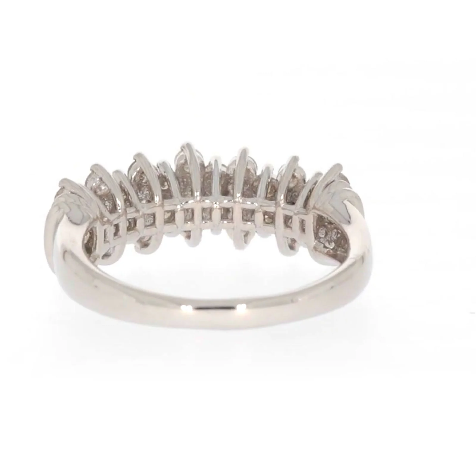 Sterling Silver Round Brilliant Cut 1 Carat tw of Diamonds Ring - Image 36