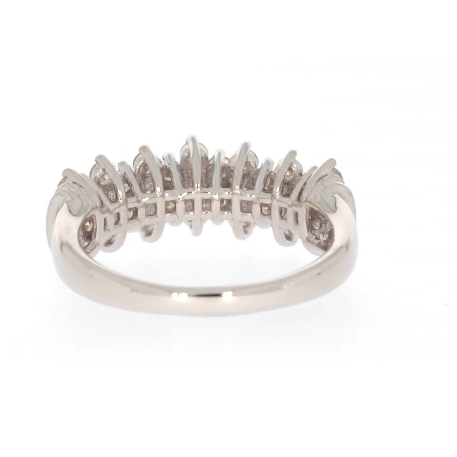 Sterling Silver Round Brilliant Cut 1 Carat tw of Diamonds Ring - Image 37