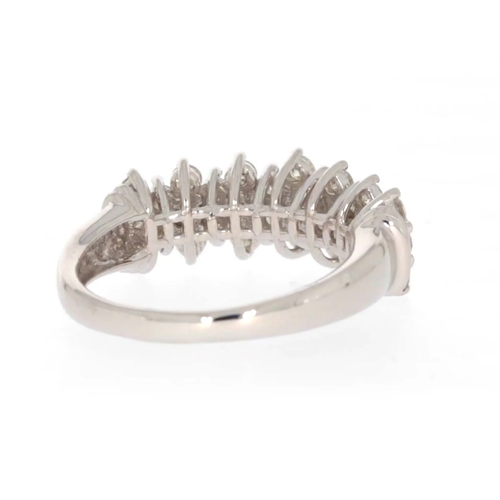 Sterling Silver Round Brilliant Cut 1 Carat tw of Diamonds Ring - Image 43