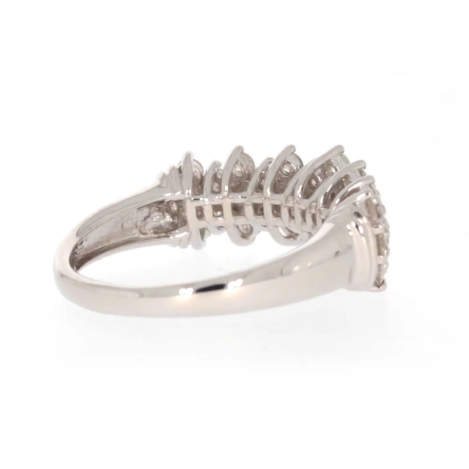 Sterling Silver Round Brilliant Cut 1 Carat tw of Diamonds Ring - Image 48